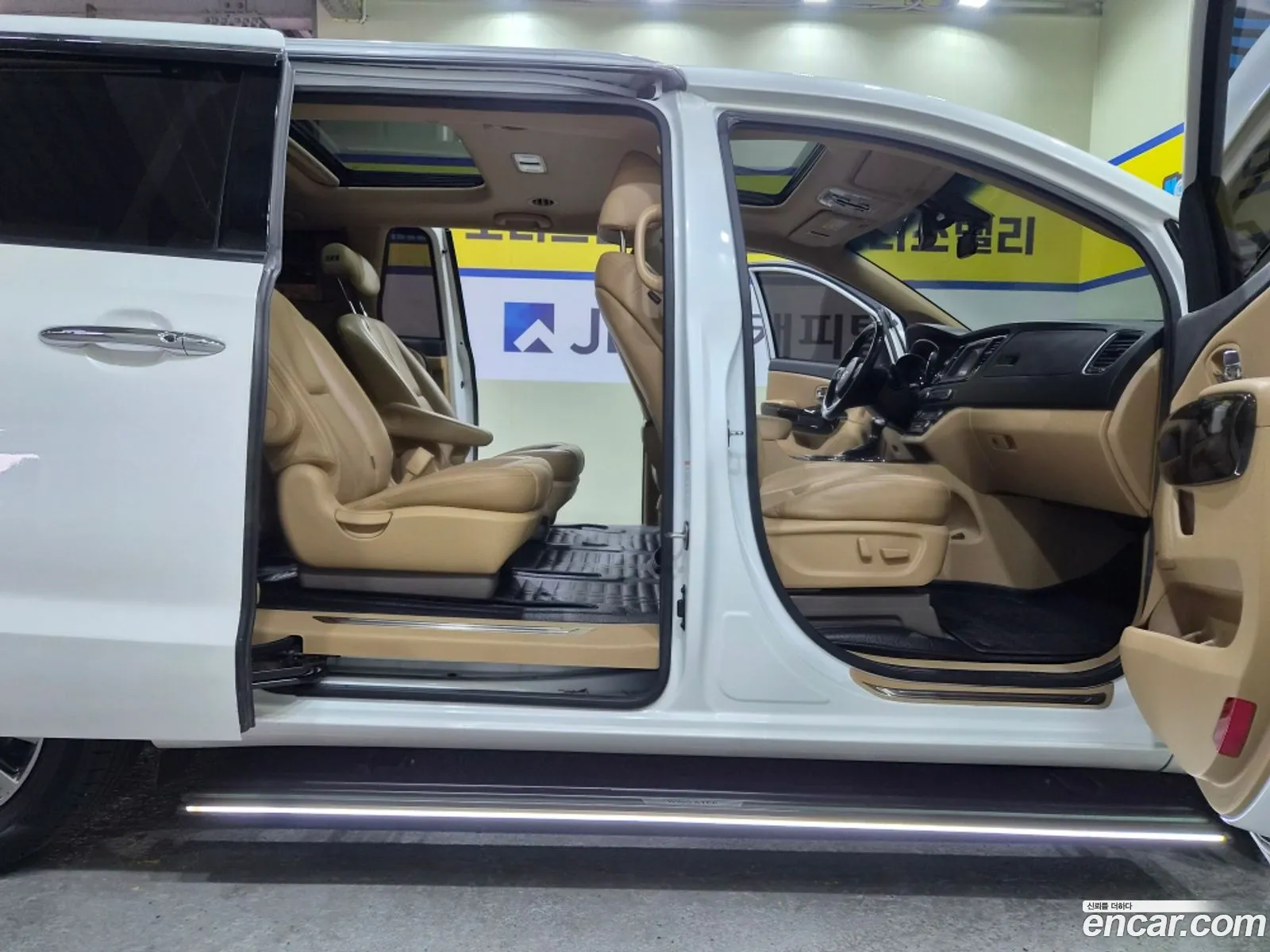 Kia Carnival 2018 — 13