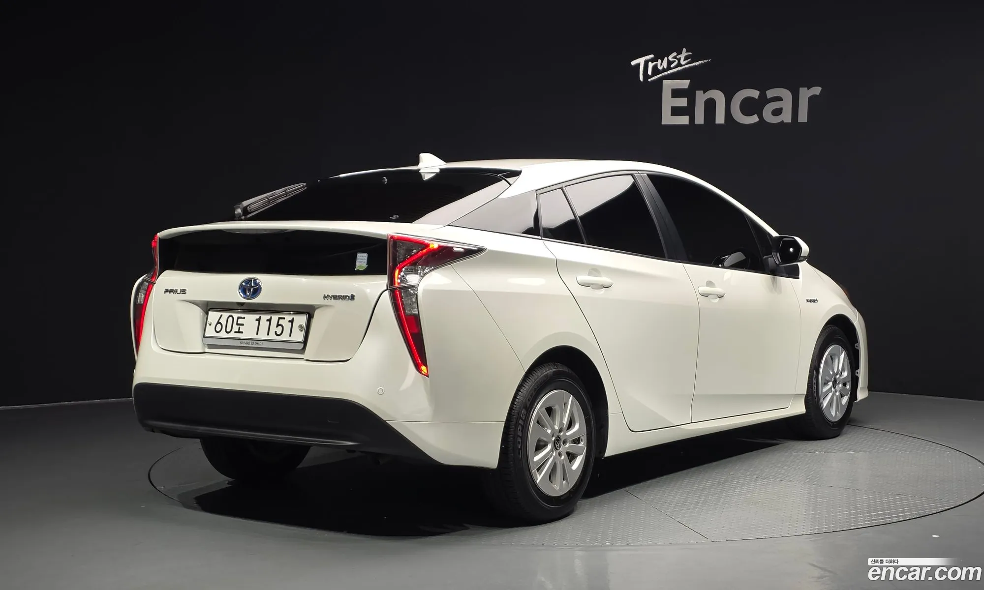 Toyota Prius 2018 JTDKBRFU4J3083496 — 4