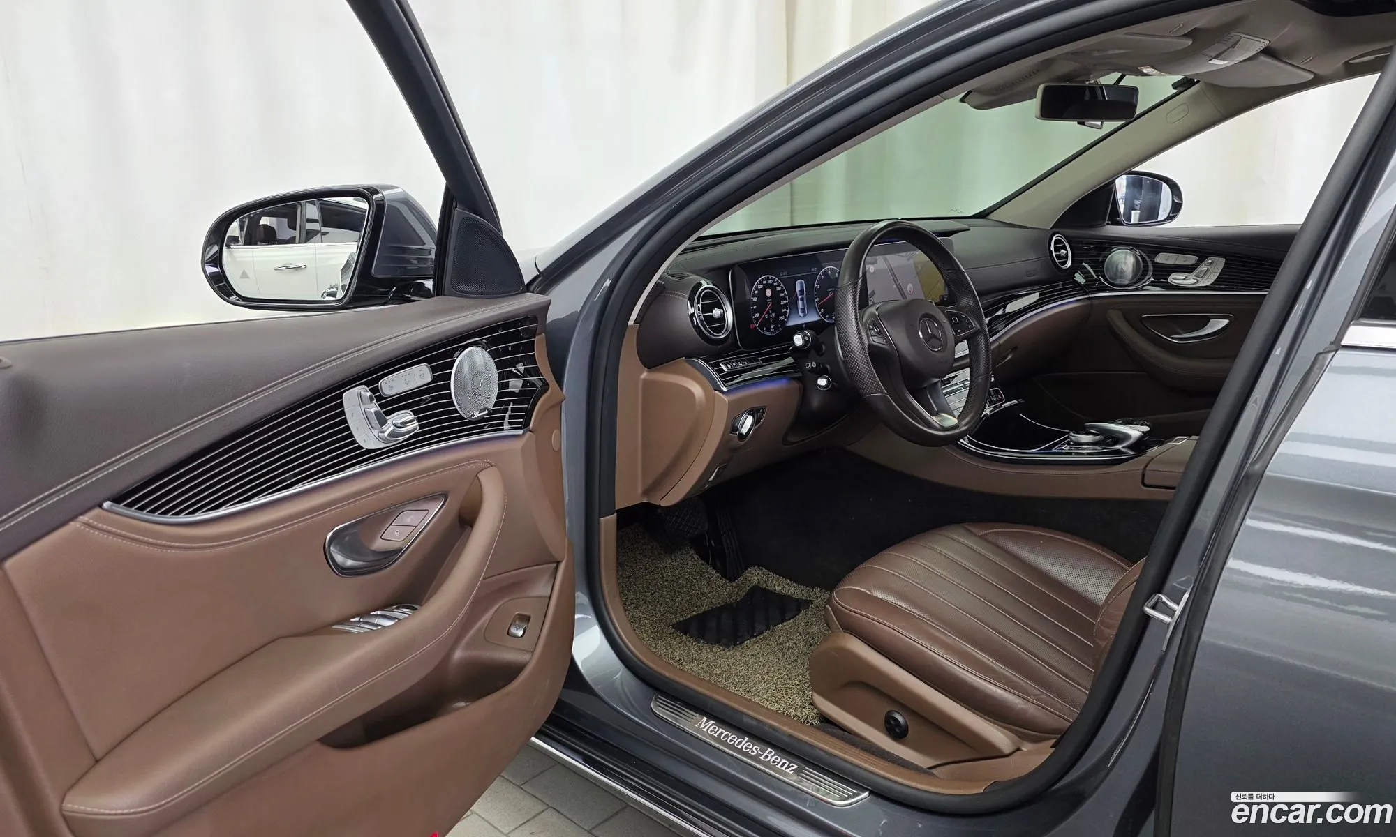 Mercedes-Benz E-Class W213 2017 — 4