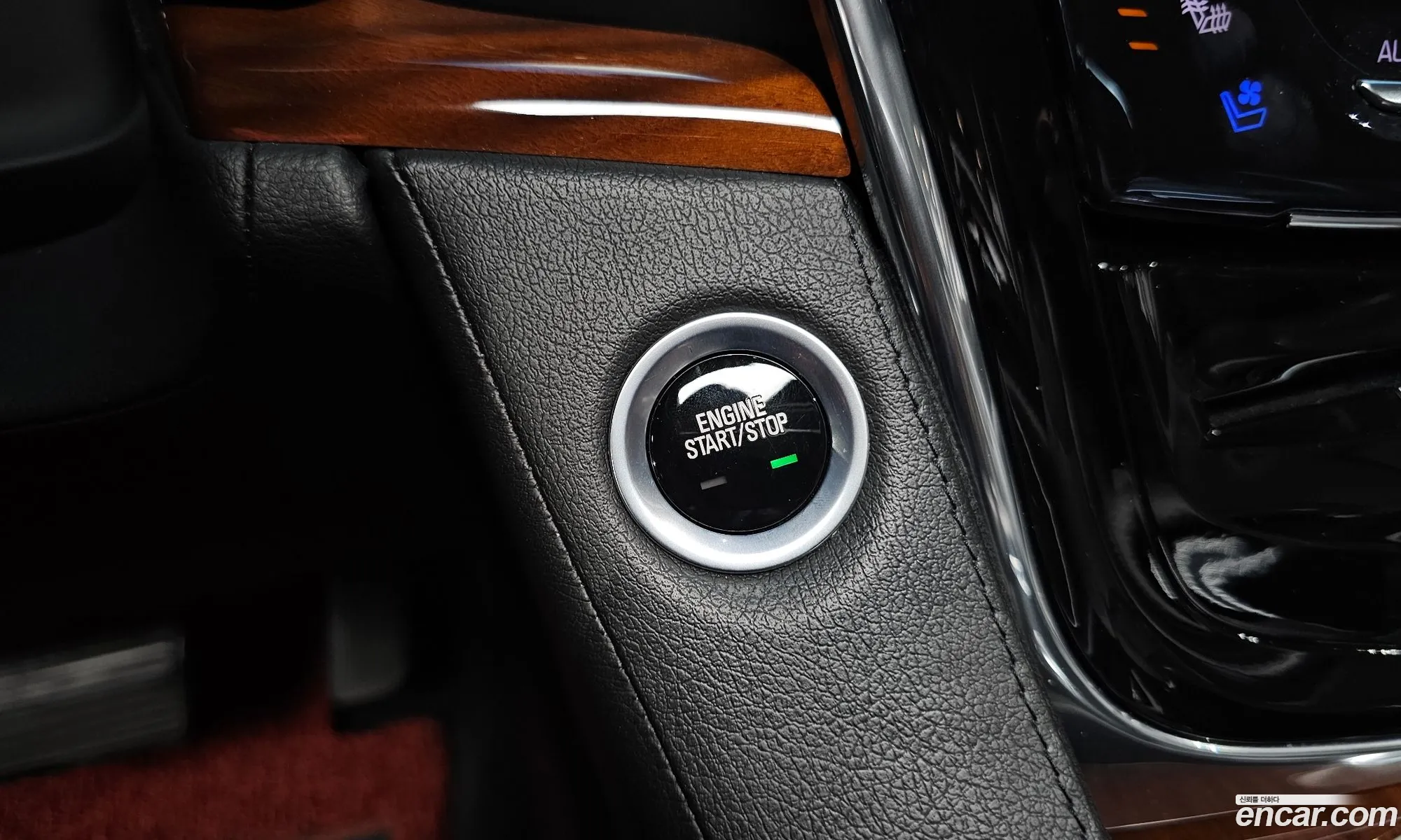 Cadillac Escalade 2018 1GYS47KJ1JR163016 — 18