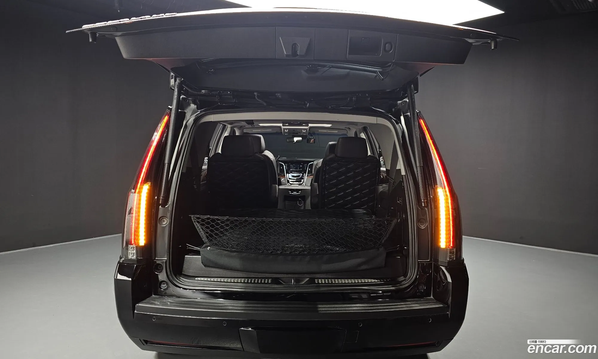 Cadillac Escalade 2018 1GYS47KJ1JR163016 — 30