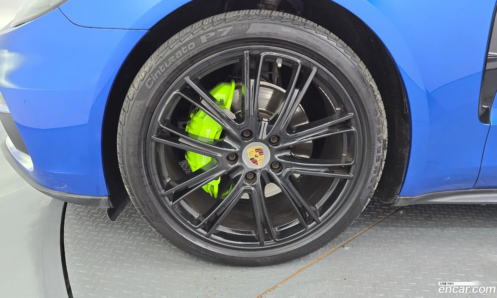 Porsche Panamera 2018 — 2