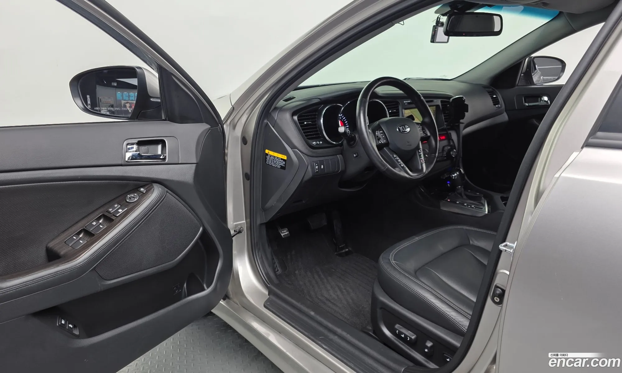 Kia K5 2013 — 2