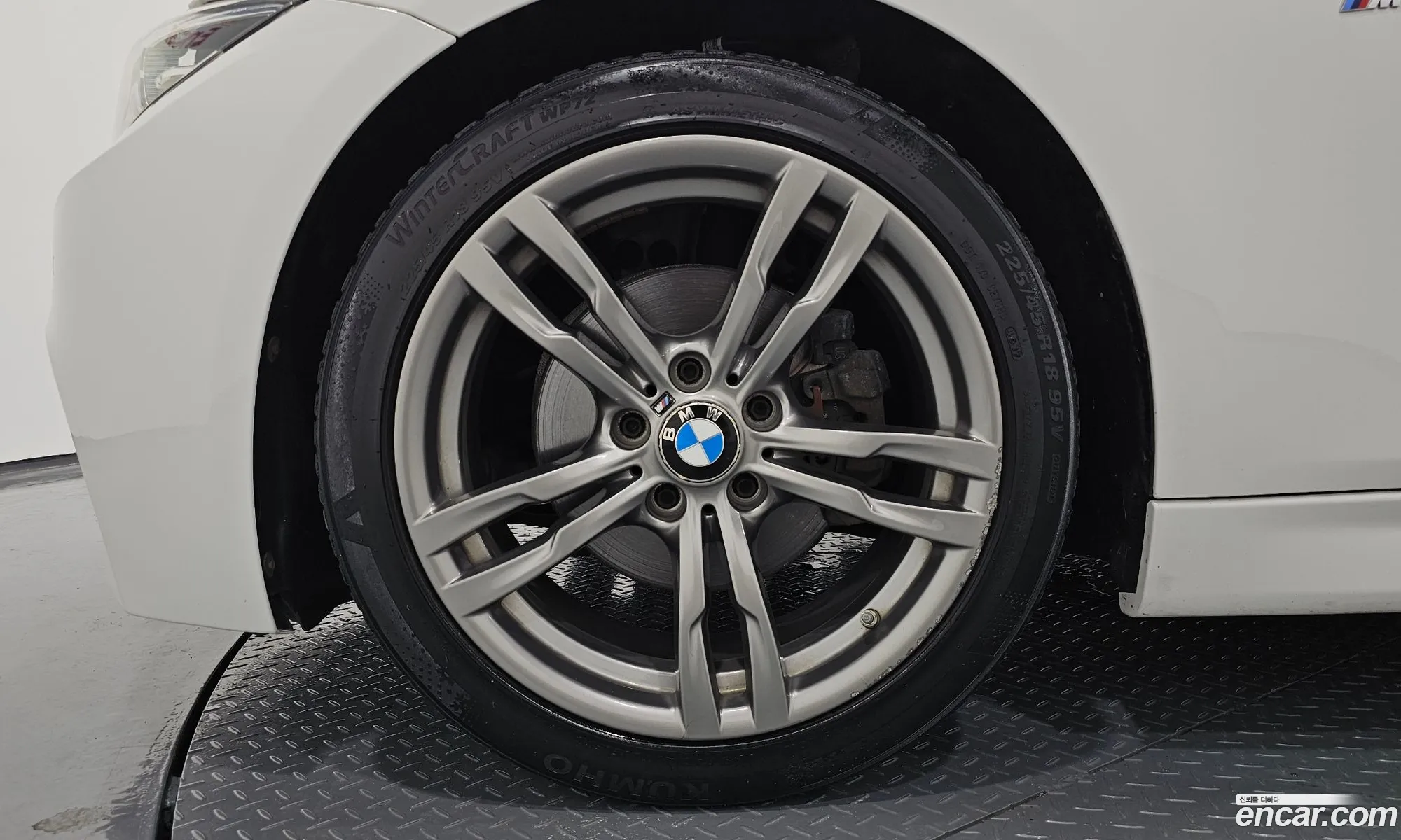 BMW 3 Series 2017 — 30