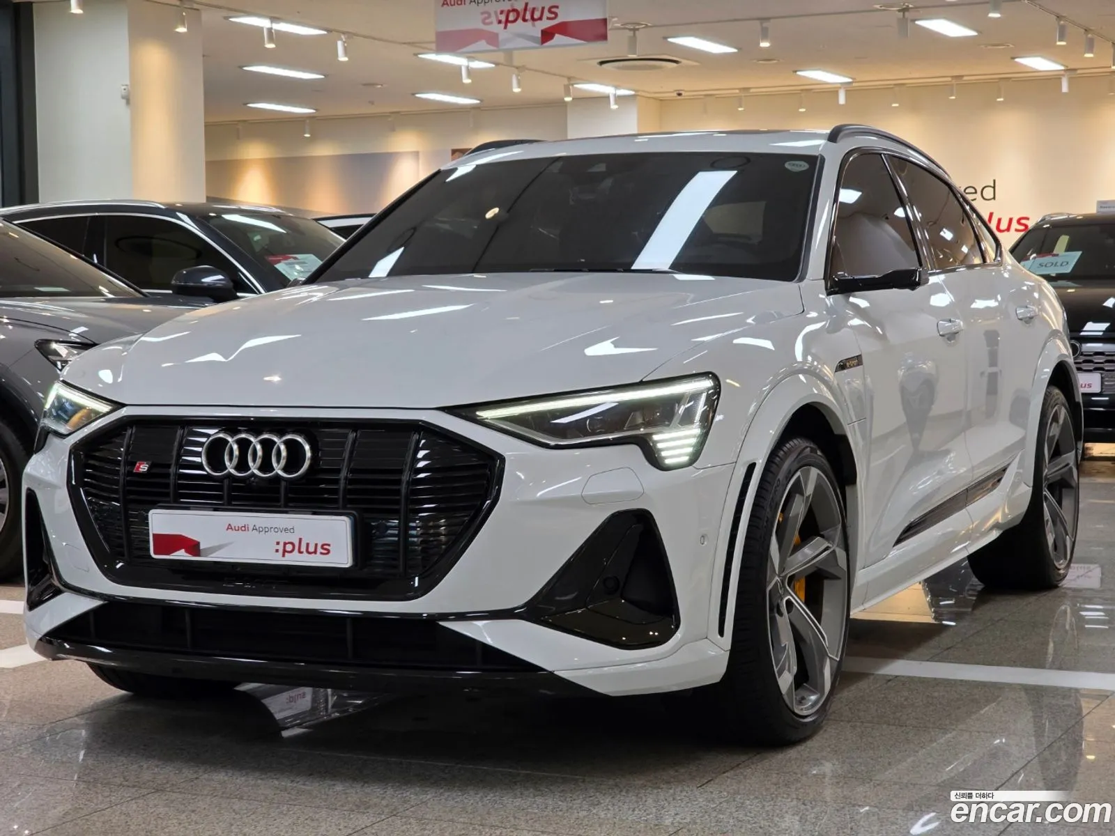 Audi e-tron 2023 — 7