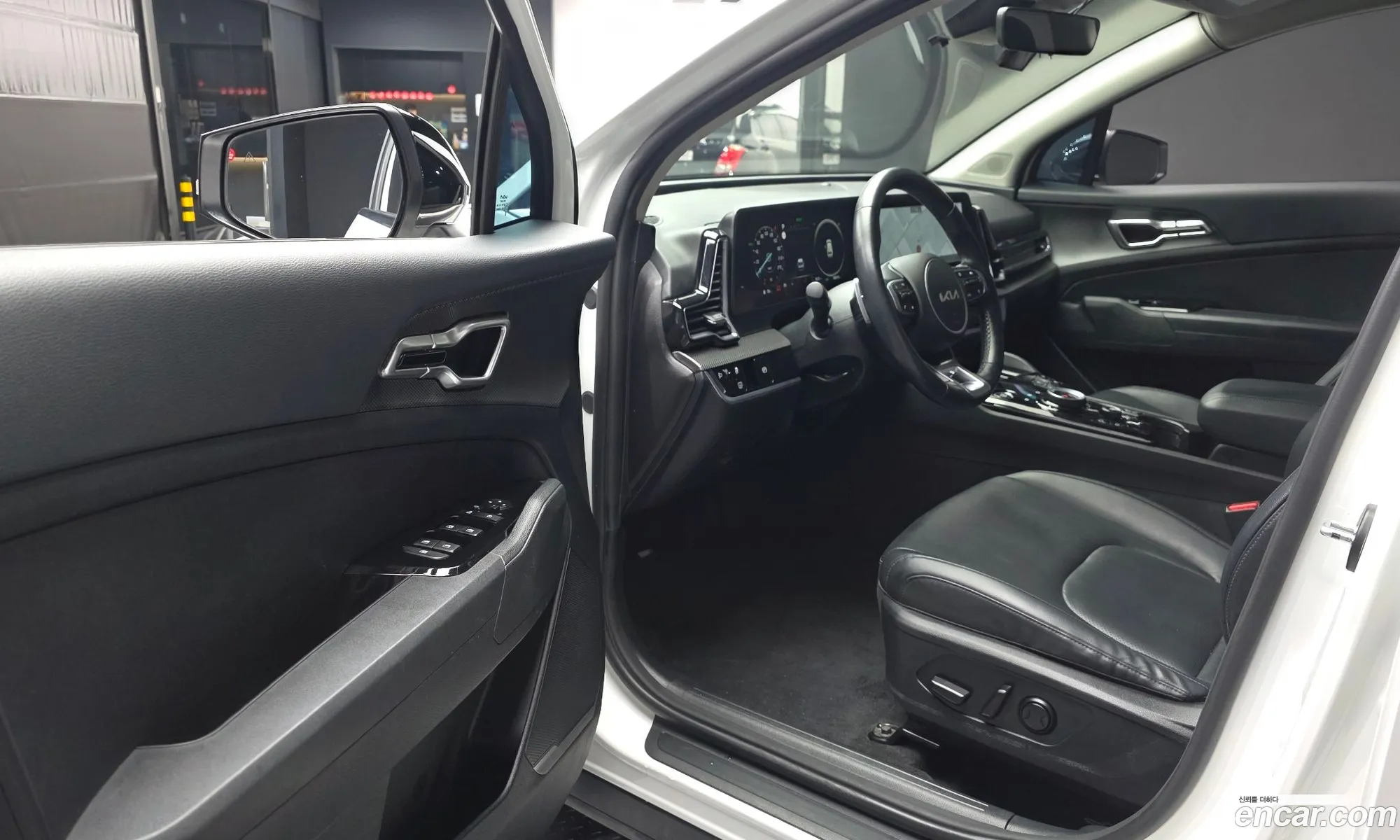Kia Sportage Hybrid 2021 — 8