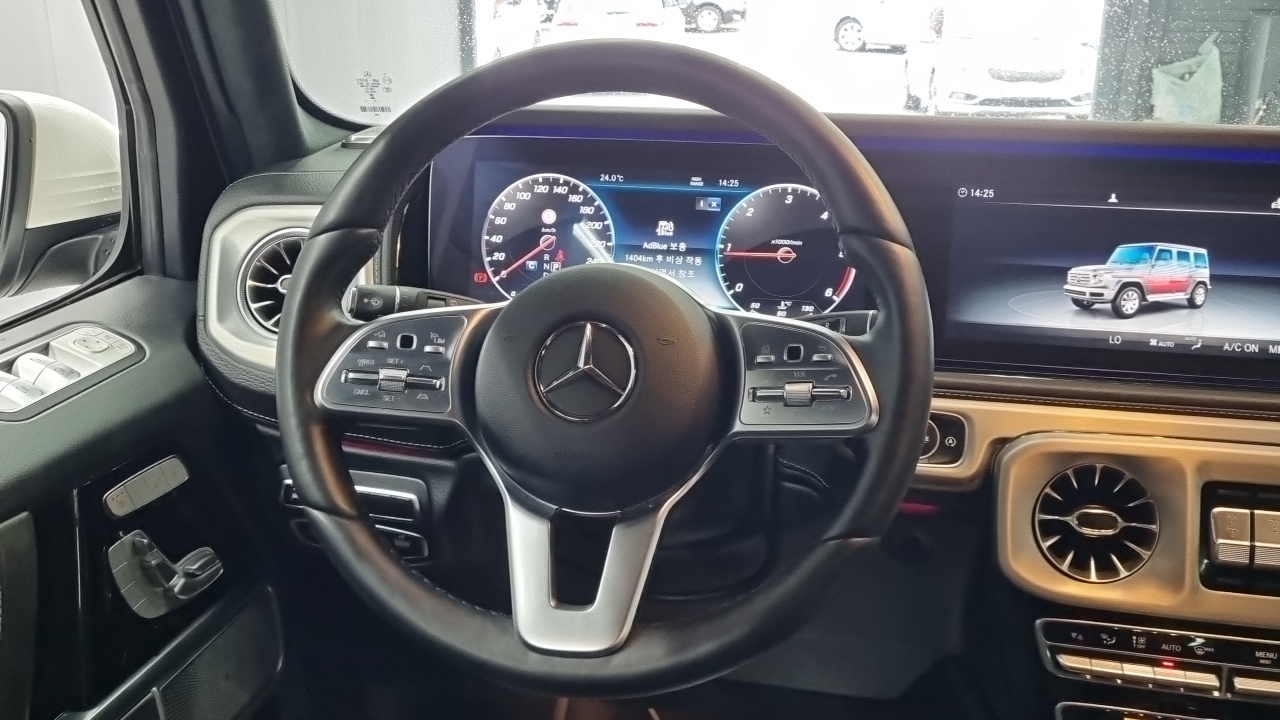 Mercedes-Benz G-Class W463b 2024 — 5