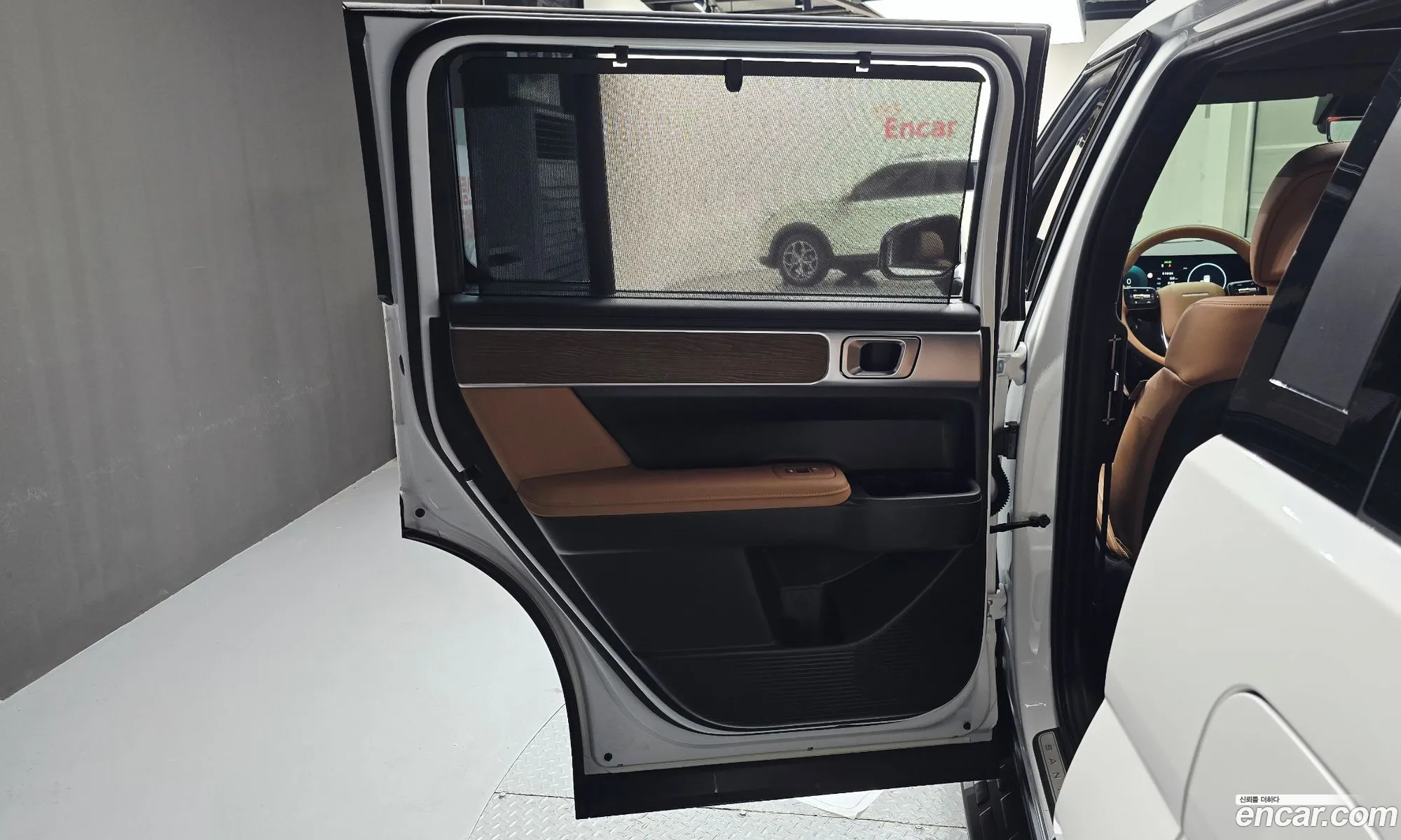 Hyundai Santa Fe 2025 — 9