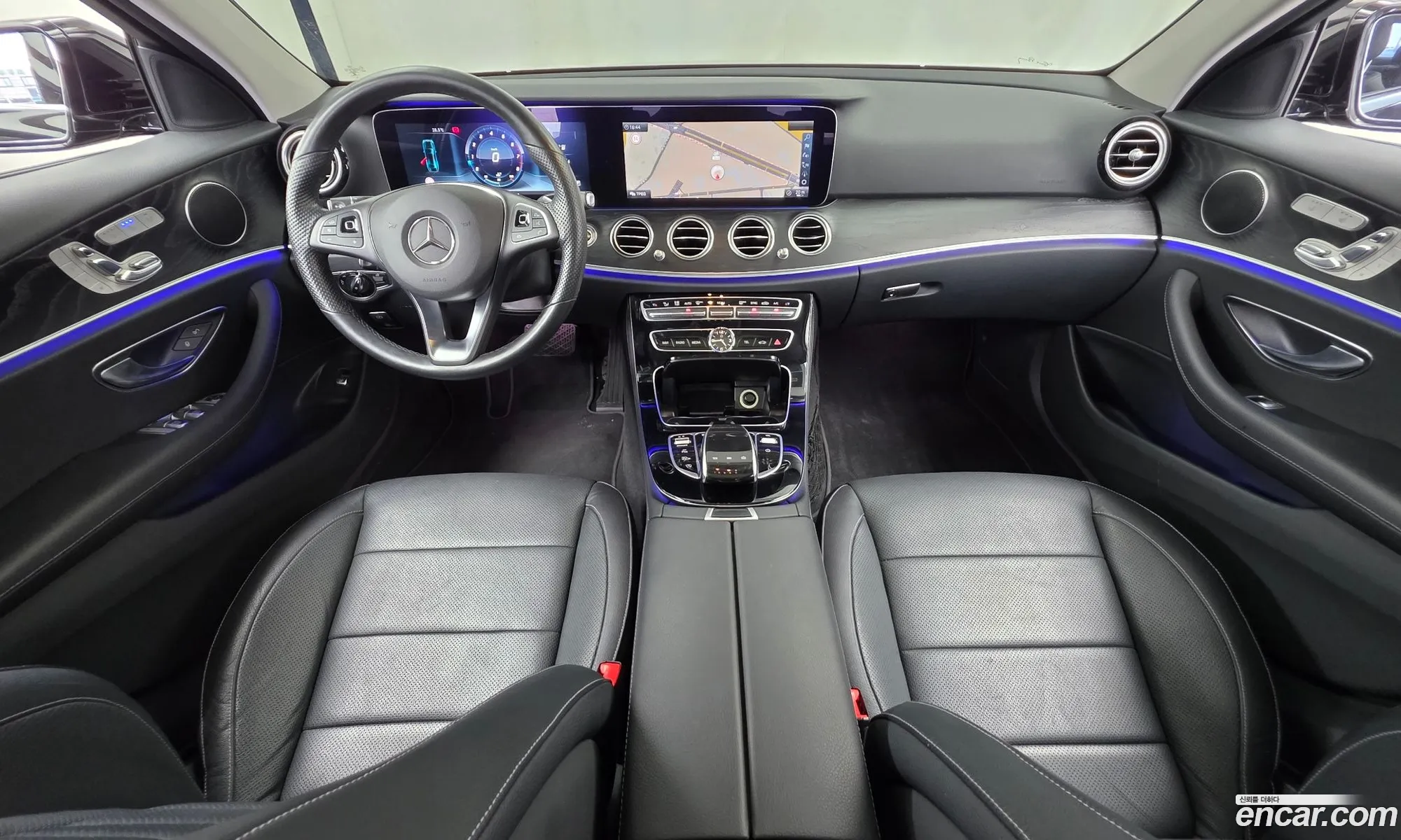 Mercedes-Benz E-Class W213 2016 WDDZF4KB2HA080148 — 8