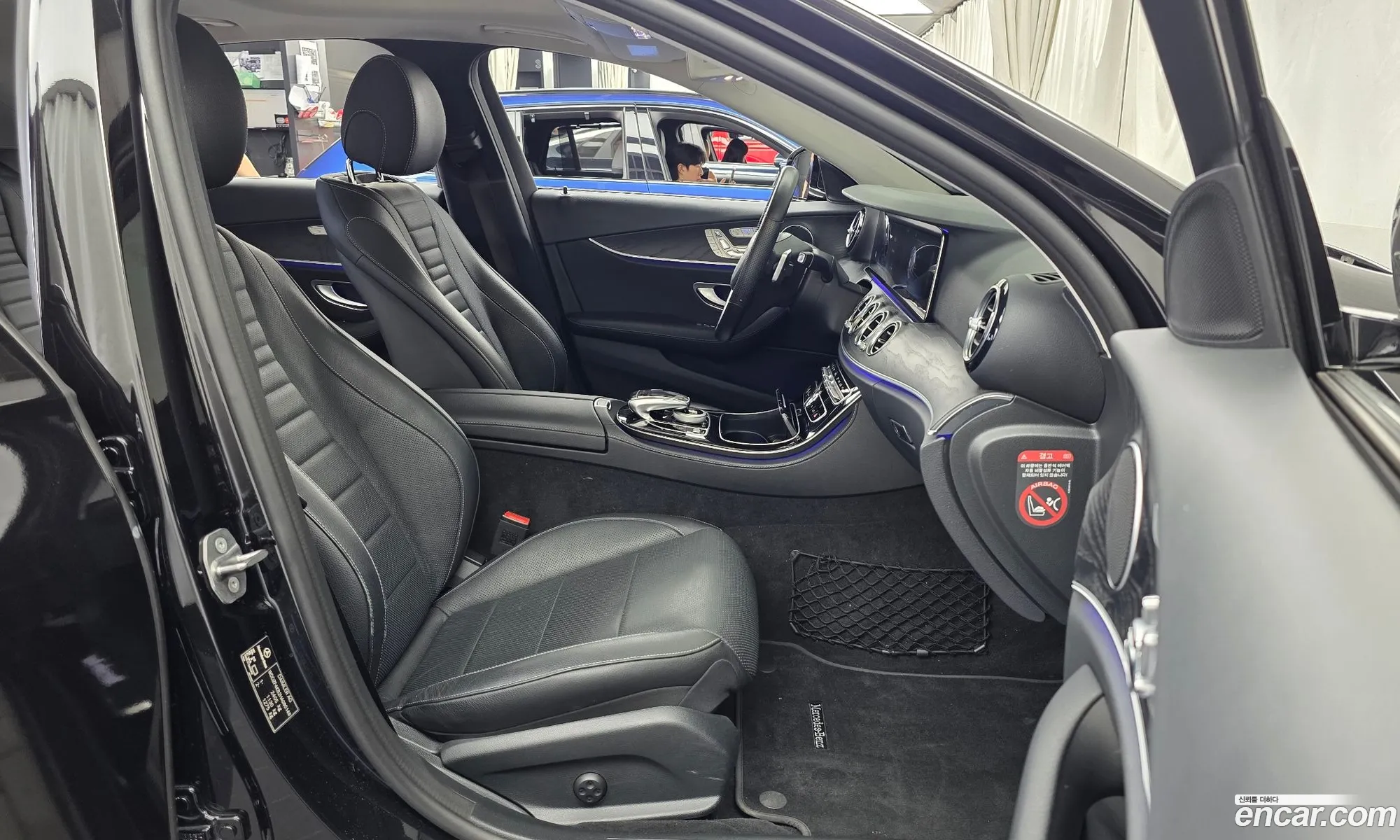 Mercedes-Benz E-Class W213 2016 WDDZF4KB2HA080148 — 2