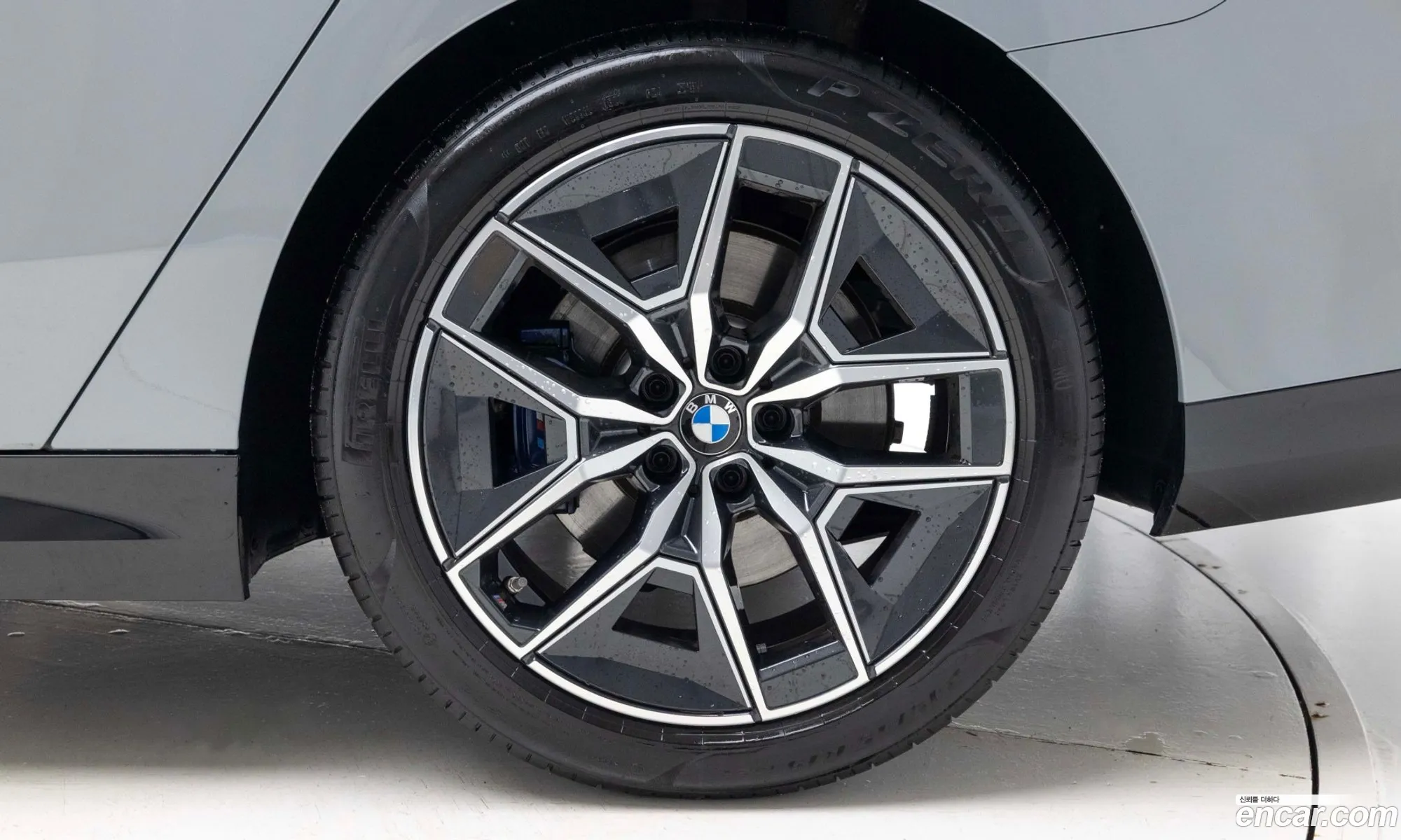 BMW 5 Series 2025 — 2