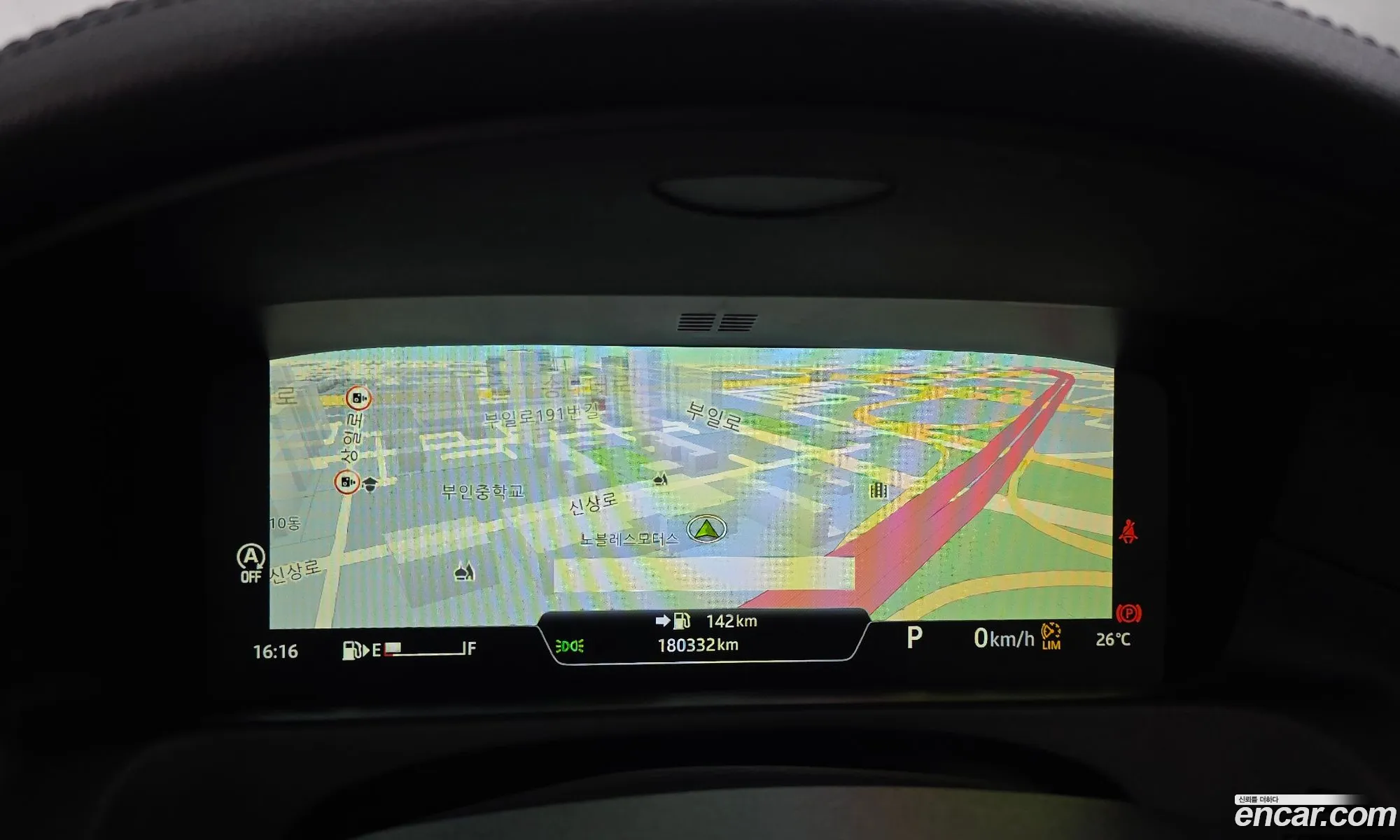 Jaguar XF 2018 — 5