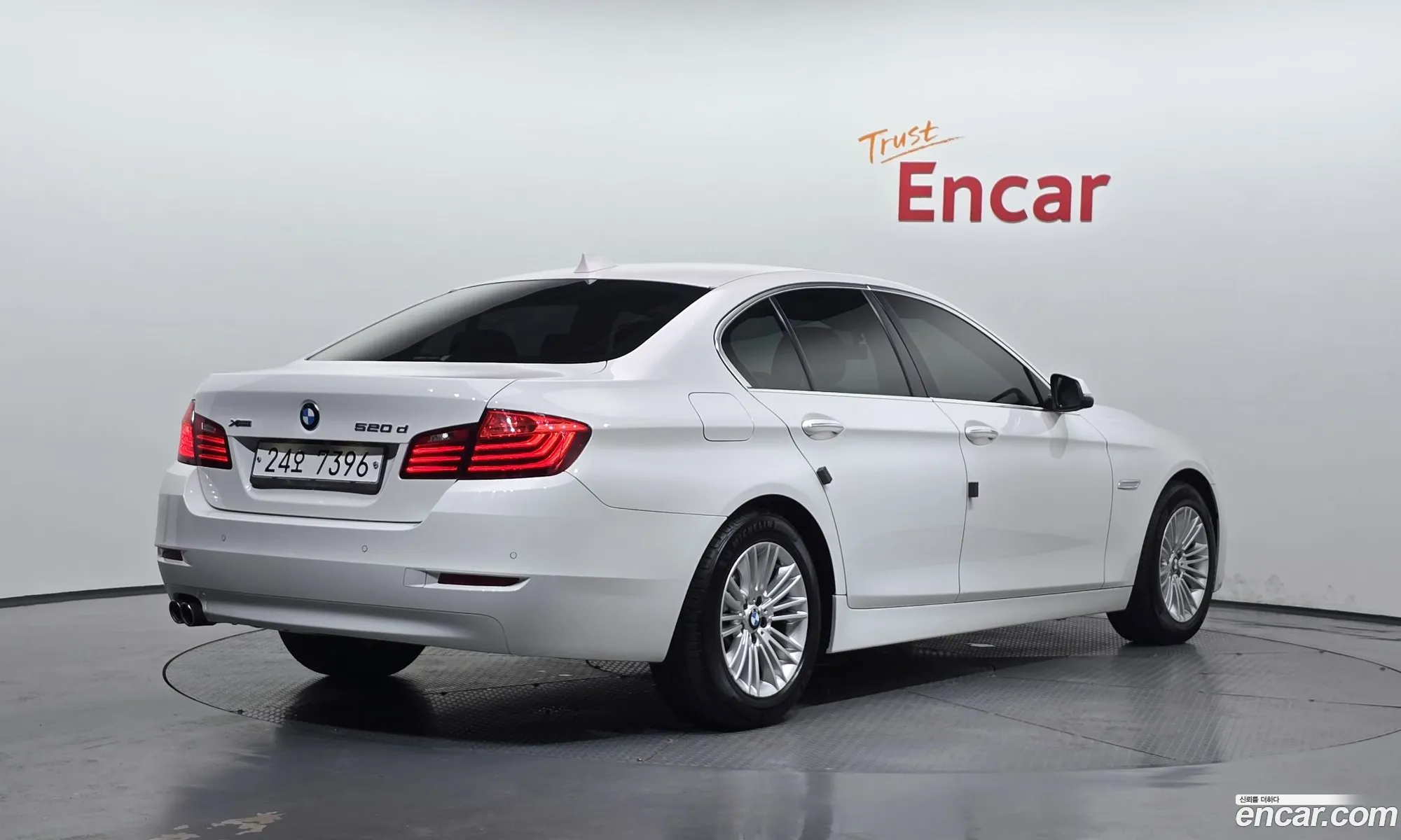 BMW 5 Series 2014 WBA5B9100ED567115 — 9