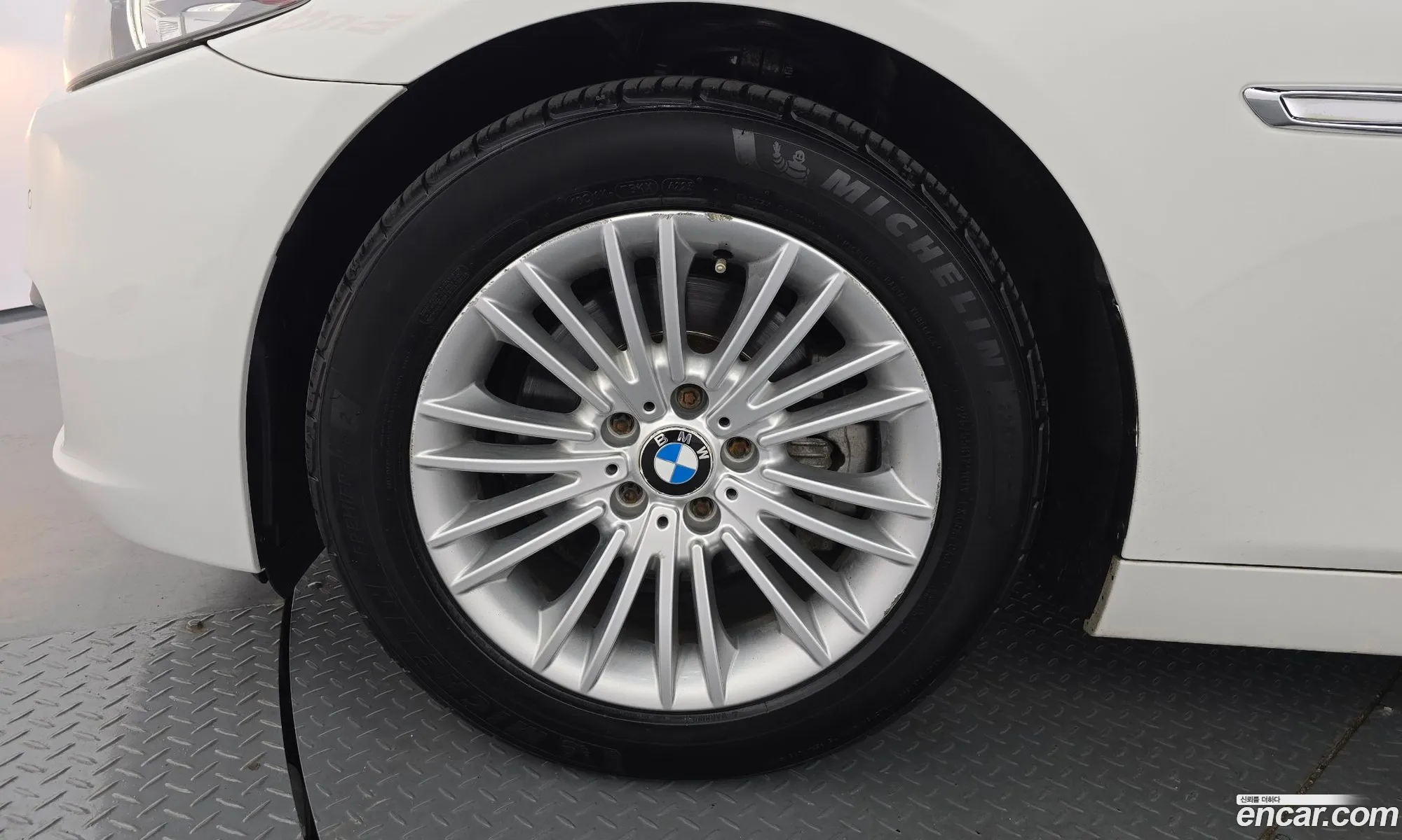 BMW 5 Series 2014 WBA5B9100ED567115 — 20