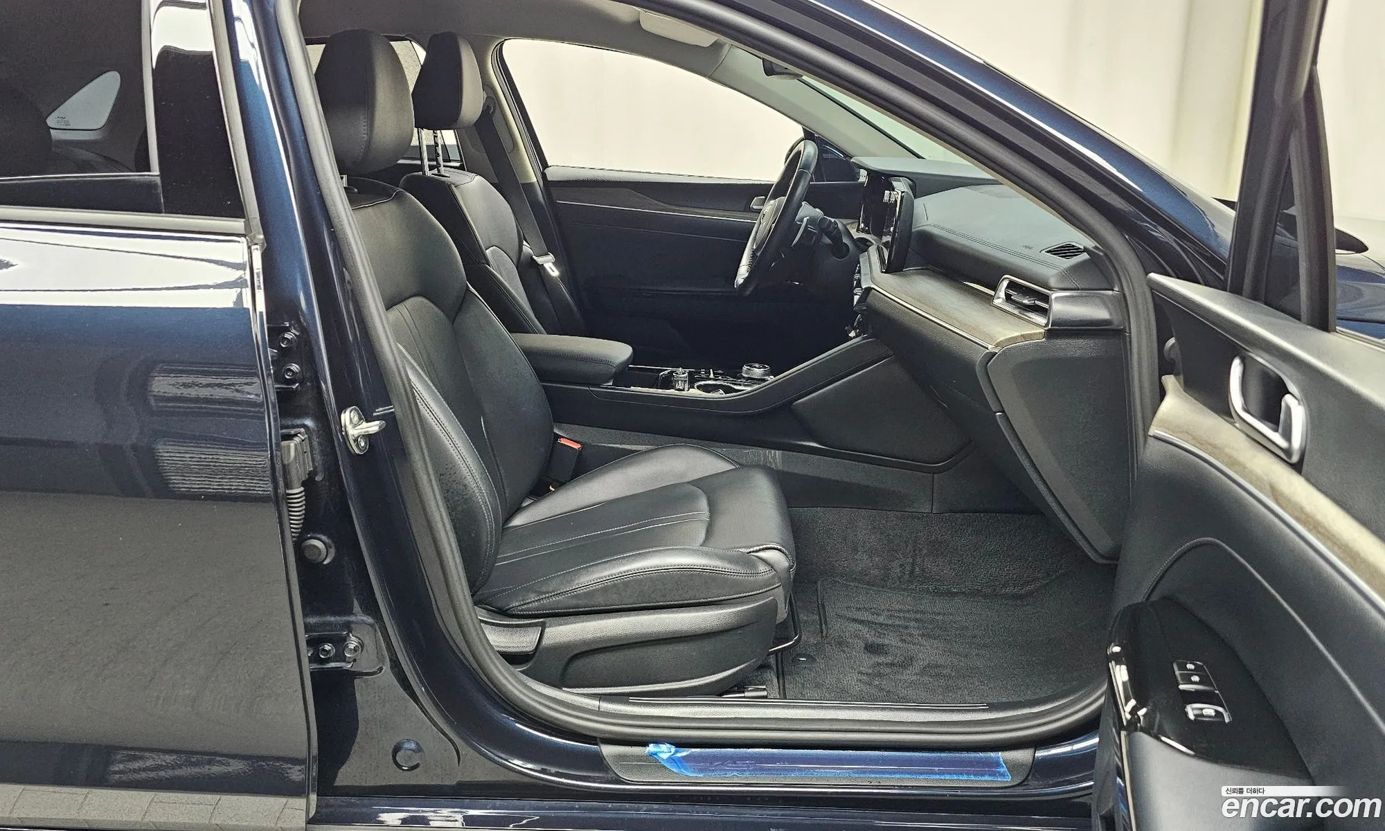 Kia K5 2023 — 3