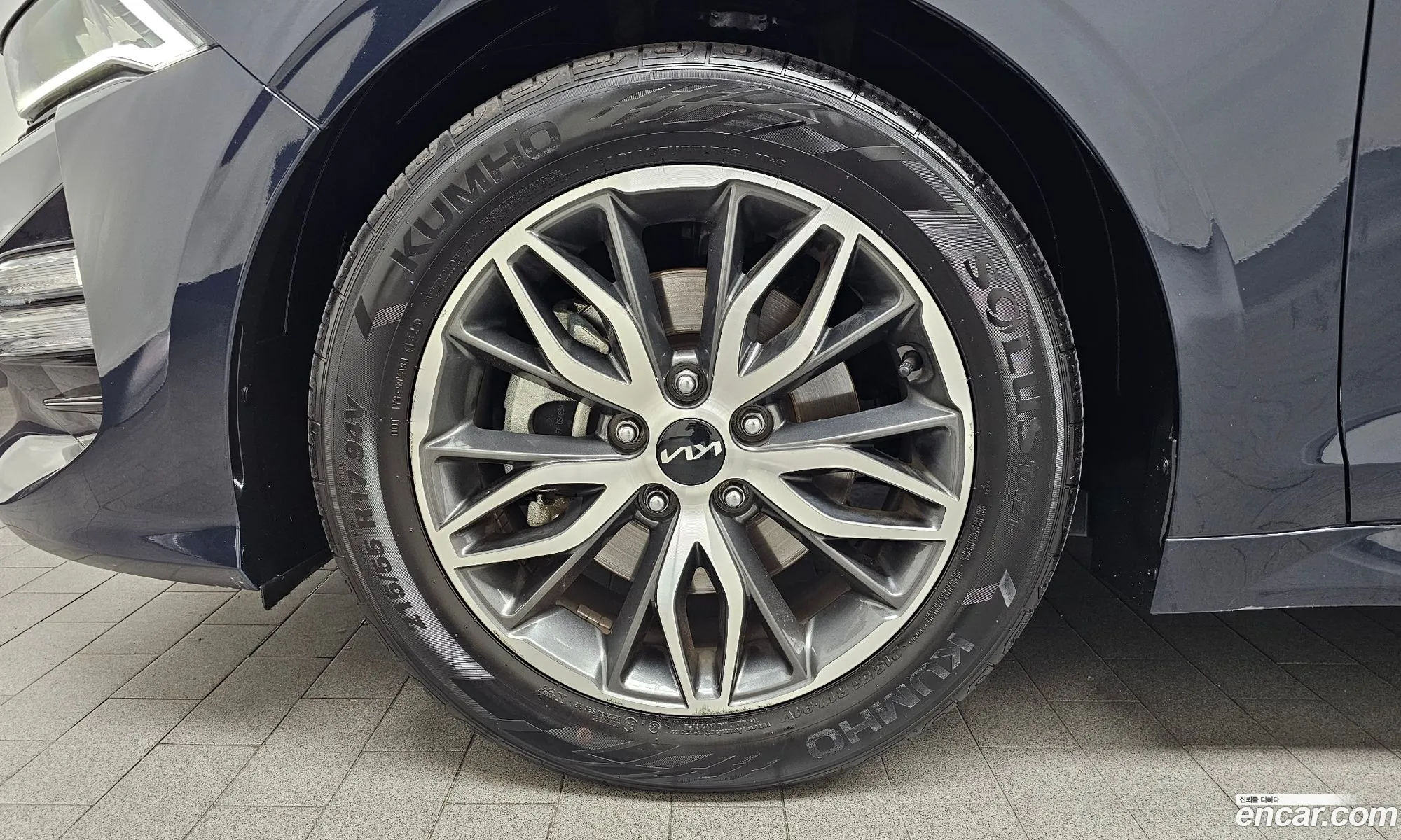 Kia K5 2023 — 10