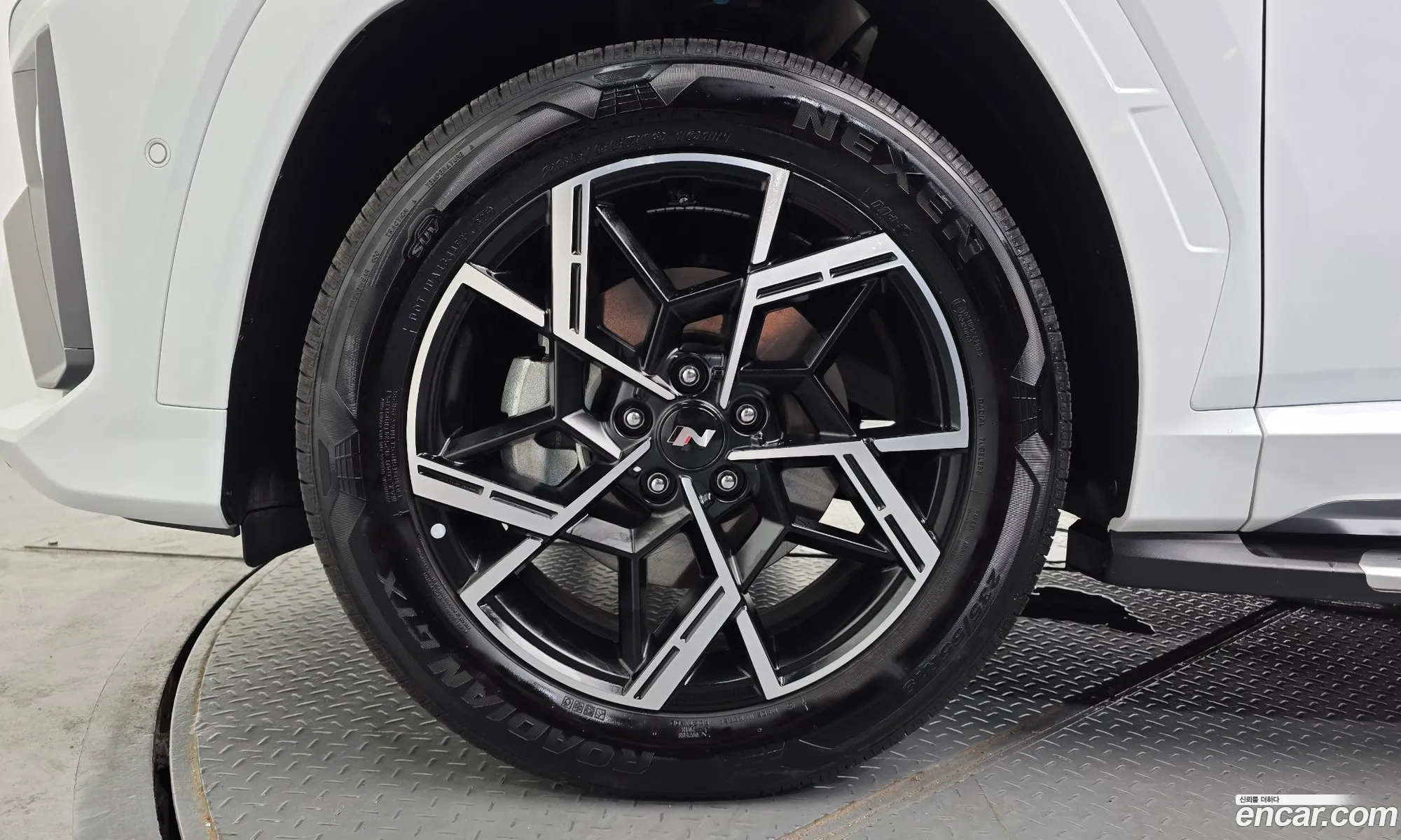 Hyundai Tucson Hybrid 2025 — 30
