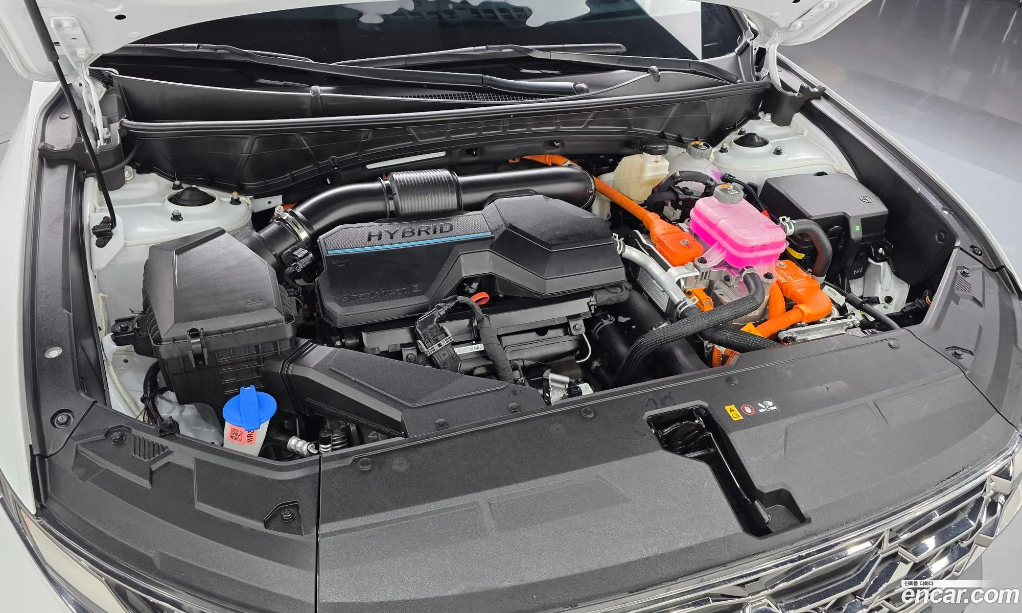 Hyundai Tucson Hybrid 2025 — 32