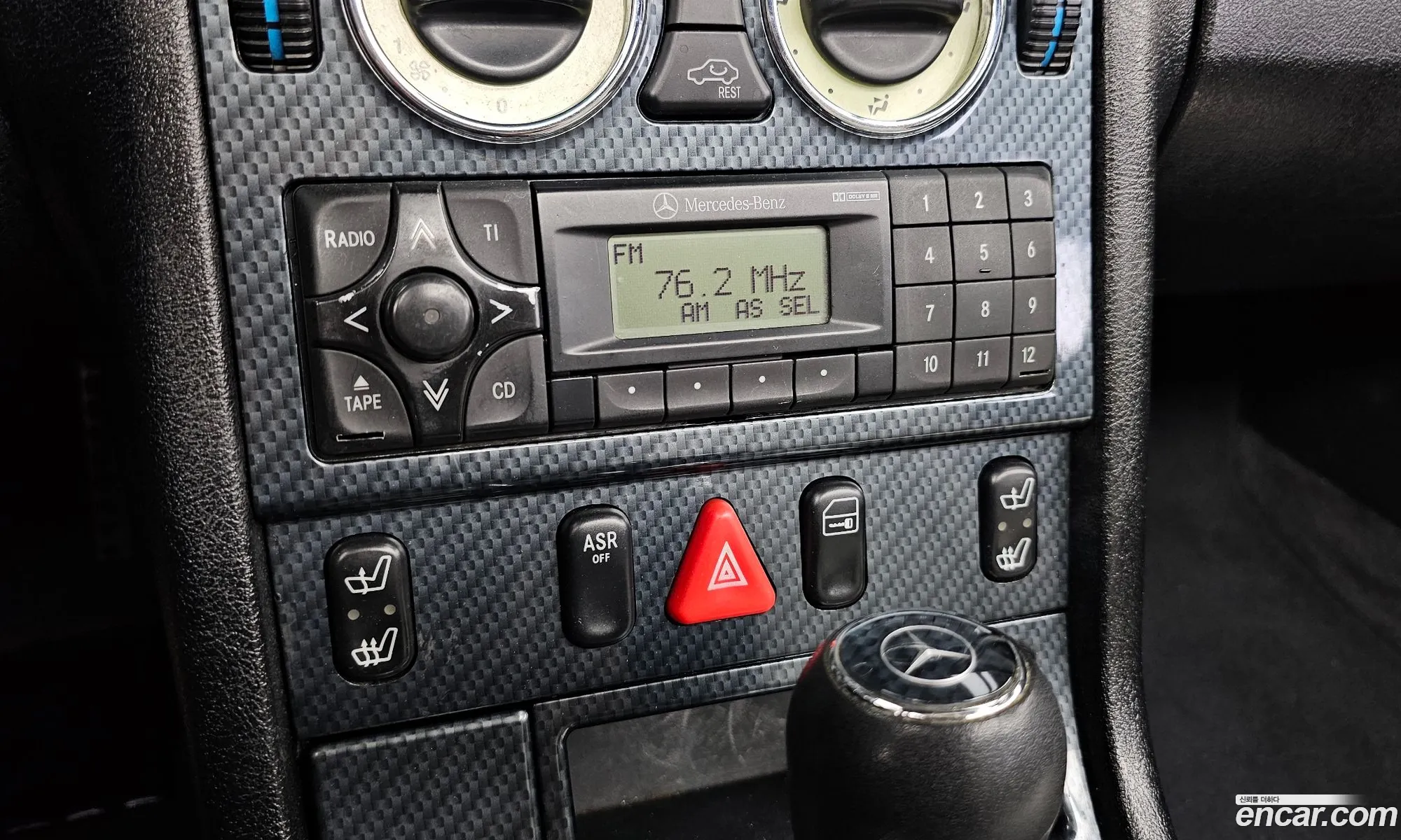 Mercedes-Benz SLK-Class 2001 WDB1704471F155607 — 12