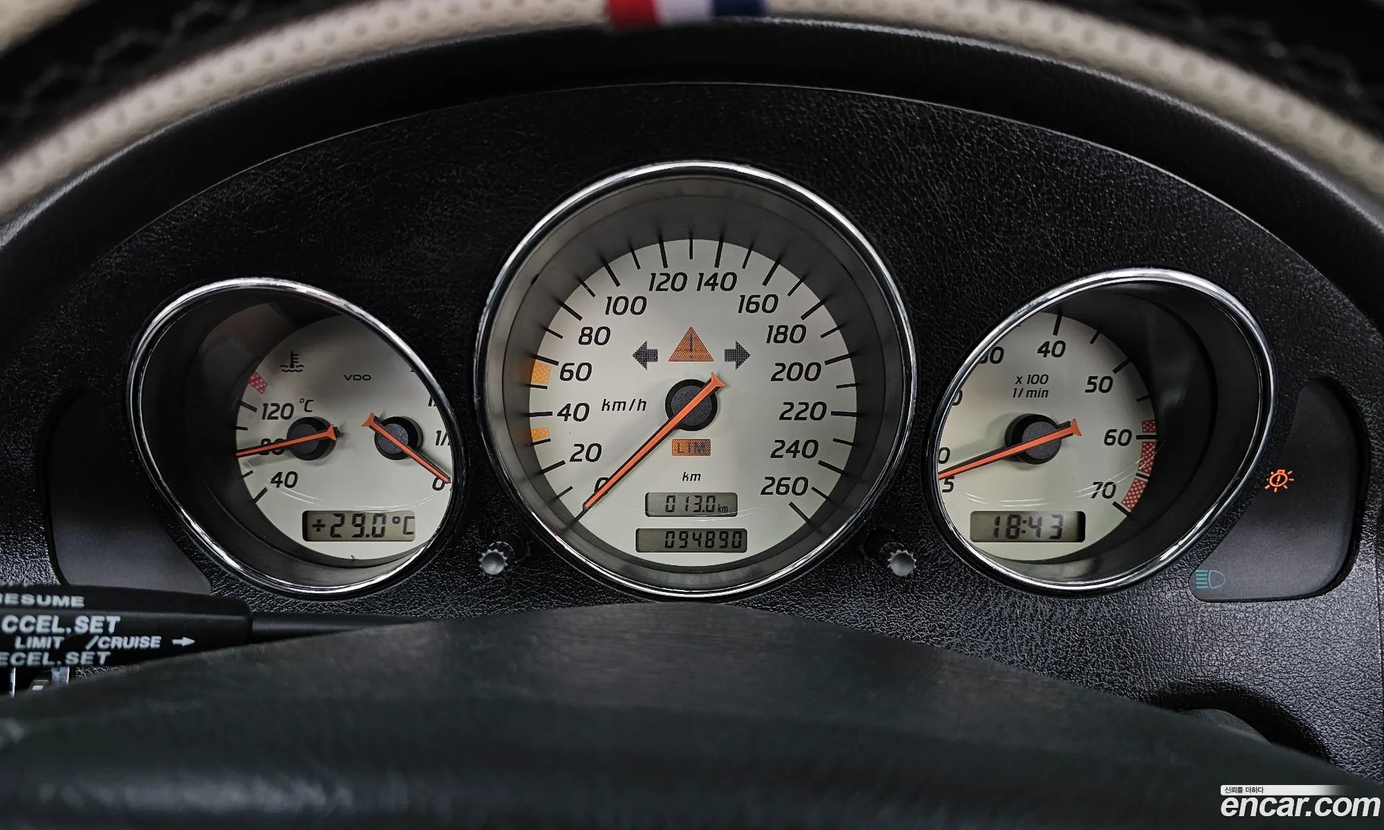 Mercedes-Benz SLK-Class 2001 WDB1704471F155607 — 23