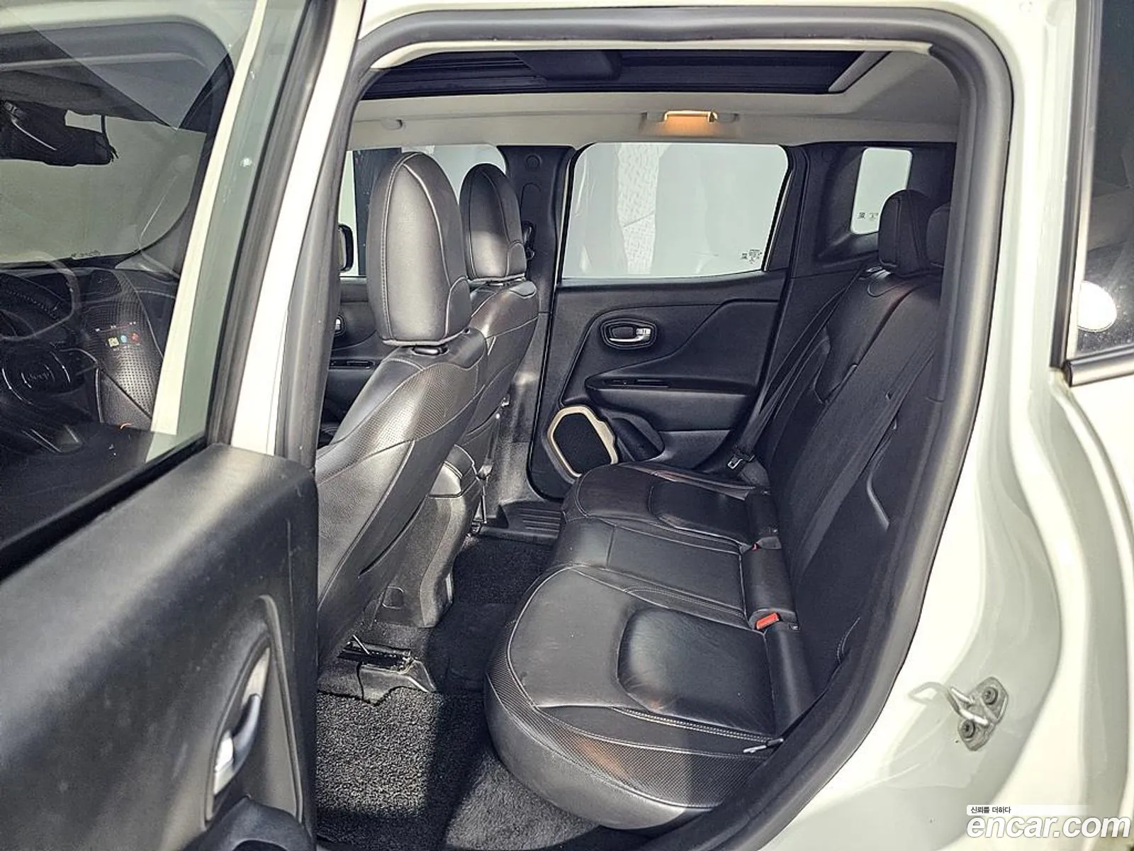 Jeep Renegade 2017 — 13