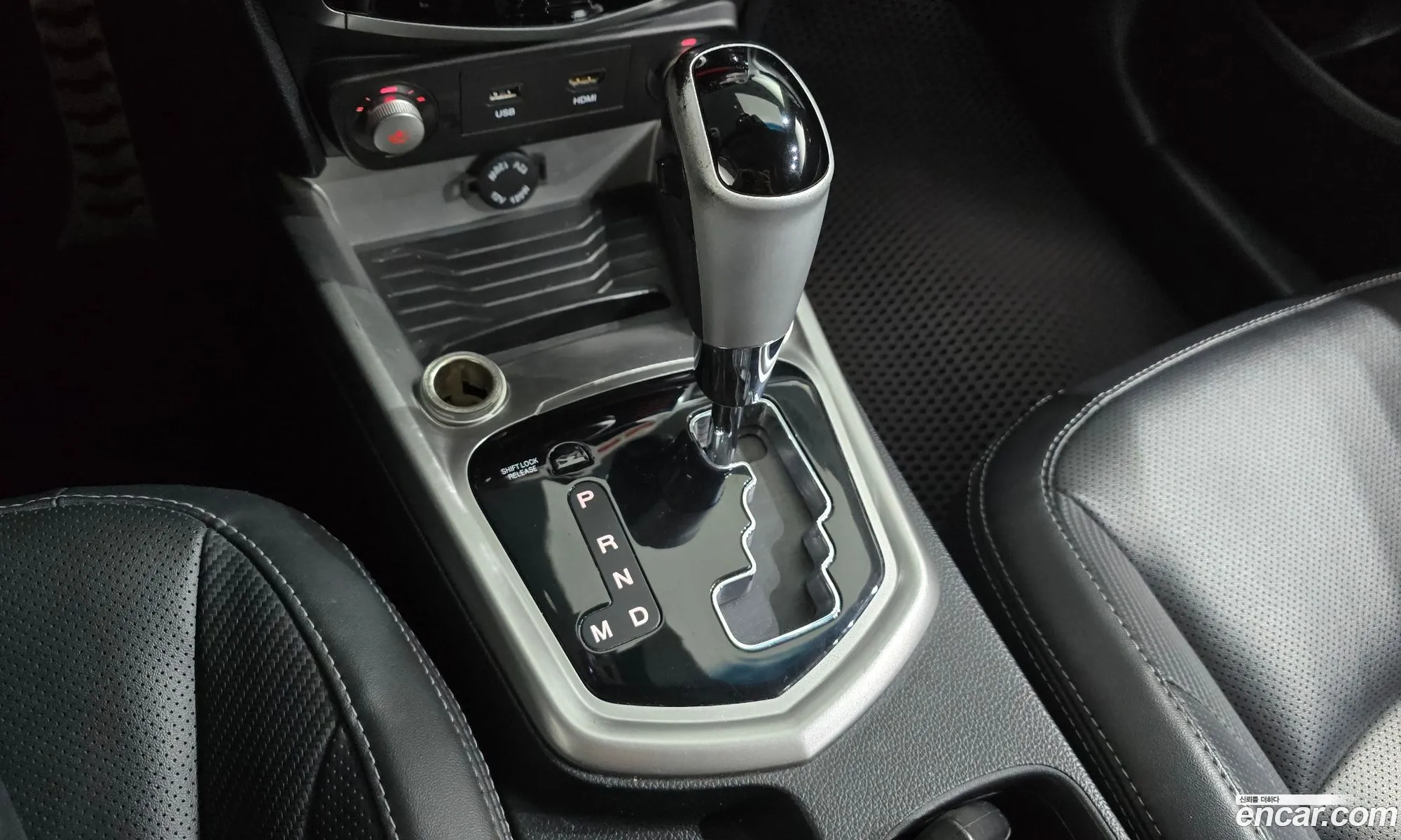 KG Mobility (SsangYong) Tivoli 2015 — 17