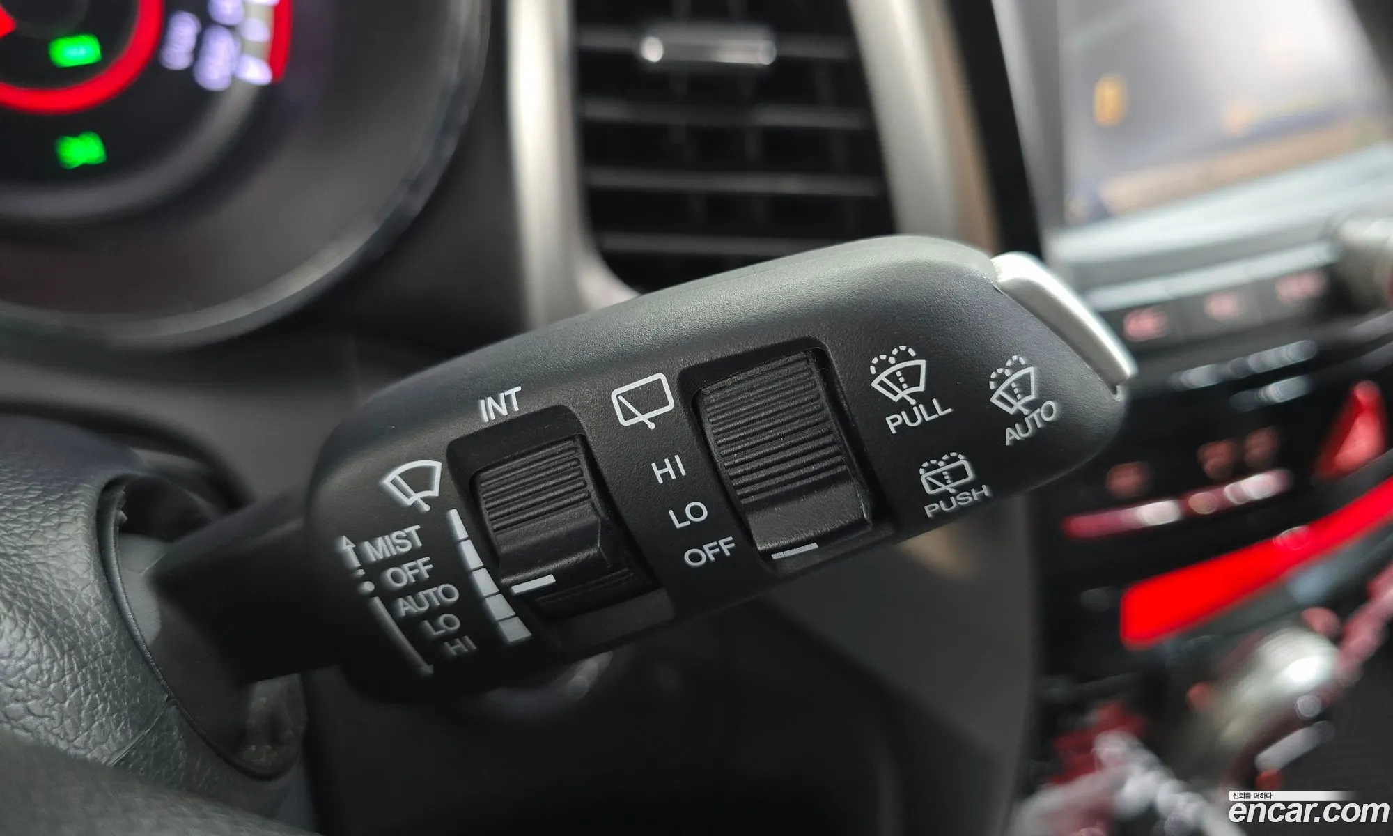 KG Mobility (SsangYong) Tivoli 2015 — 22