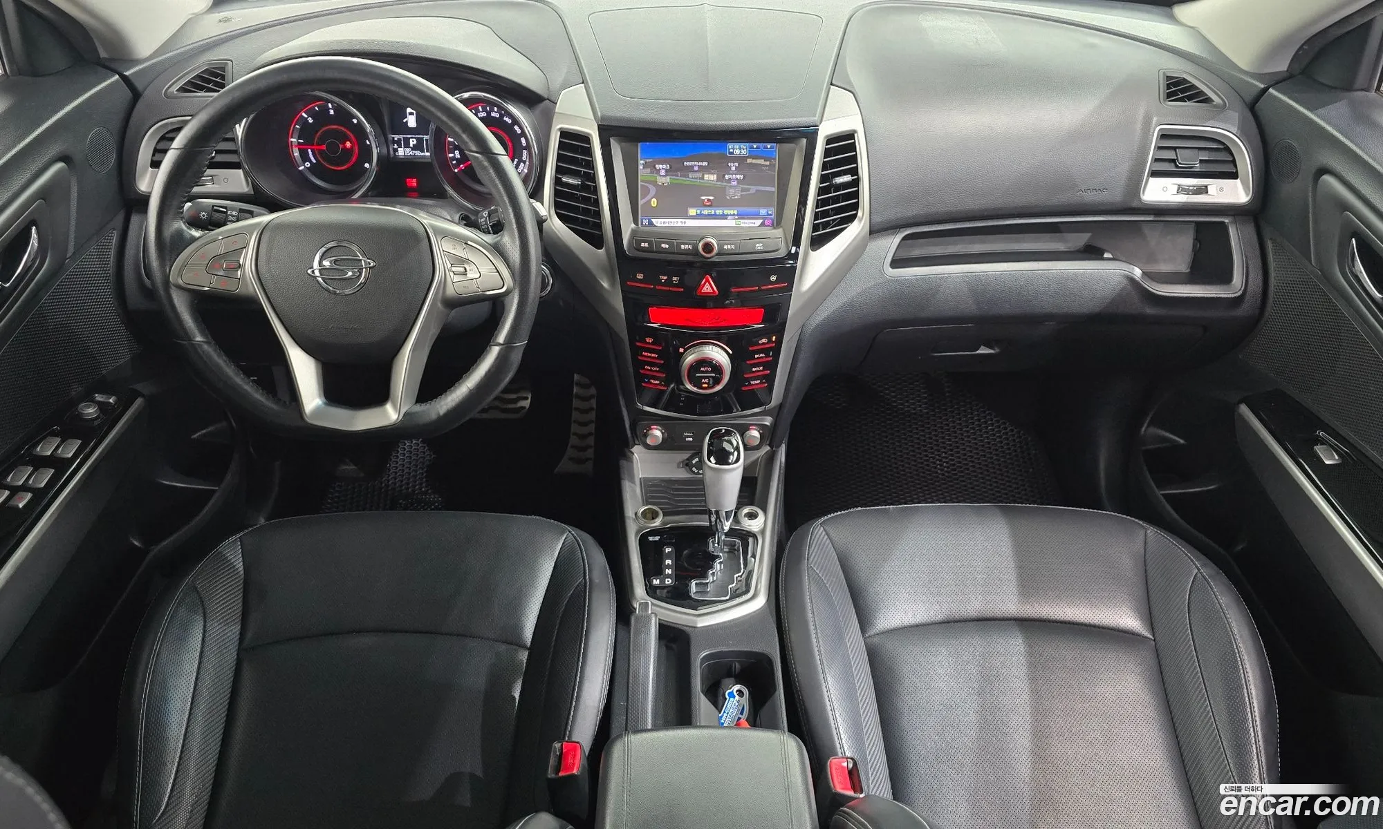 KG Mobility (SsangYong) Tivoli 2015 — 16