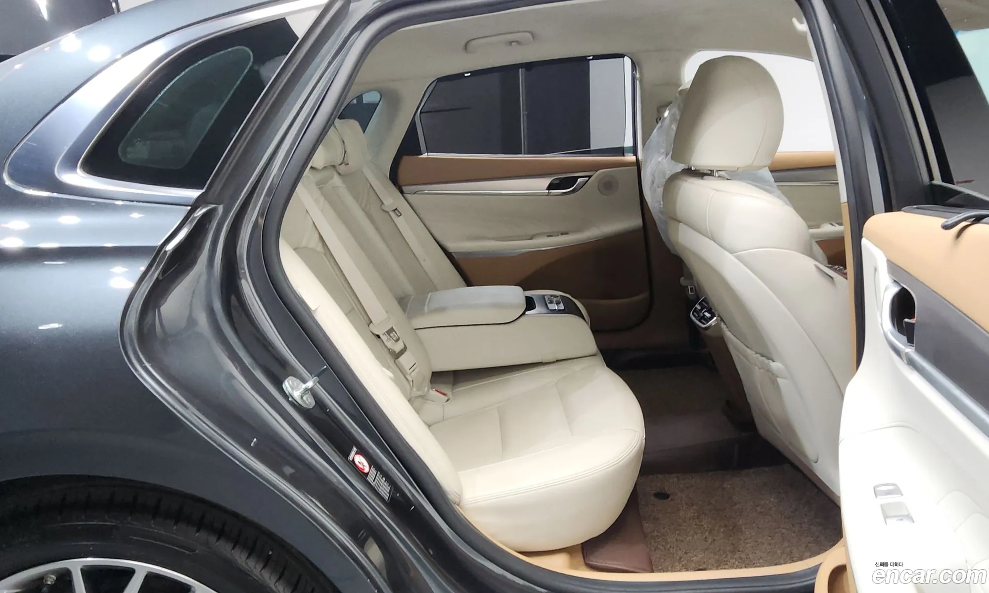 Hyundai Grandeur IG 2020 — 35