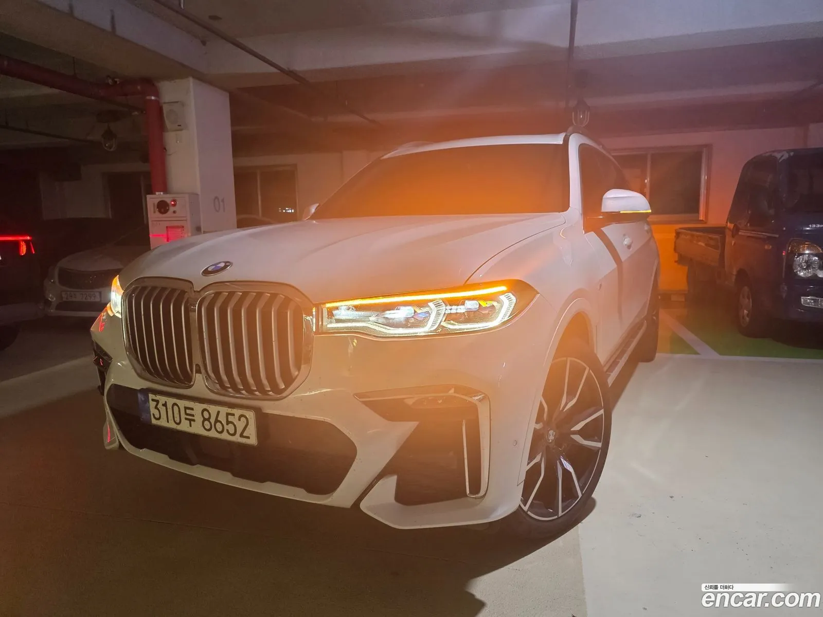 BMW X7 2021 — 17
