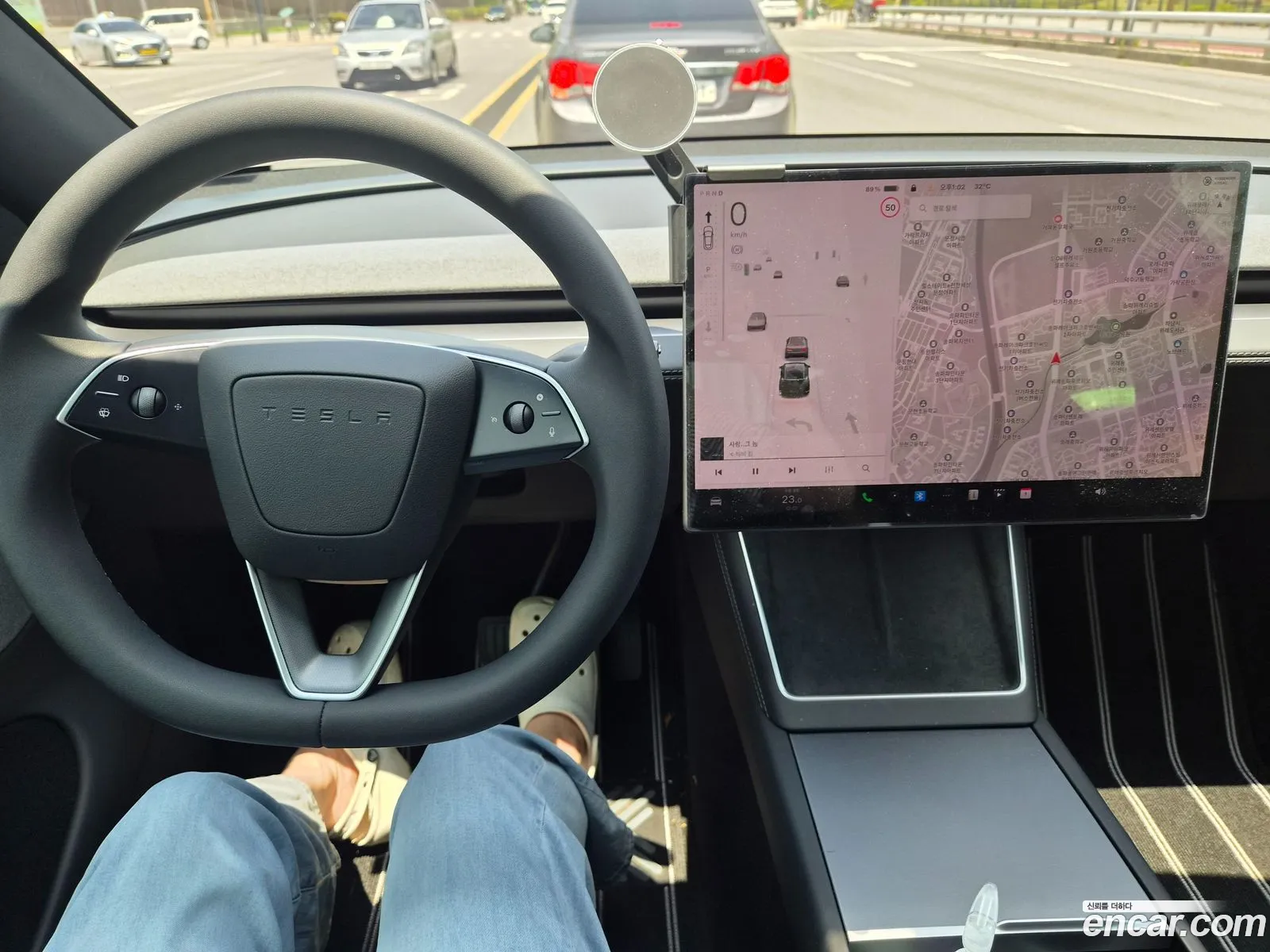 Tesla Model Y 2026 — 4