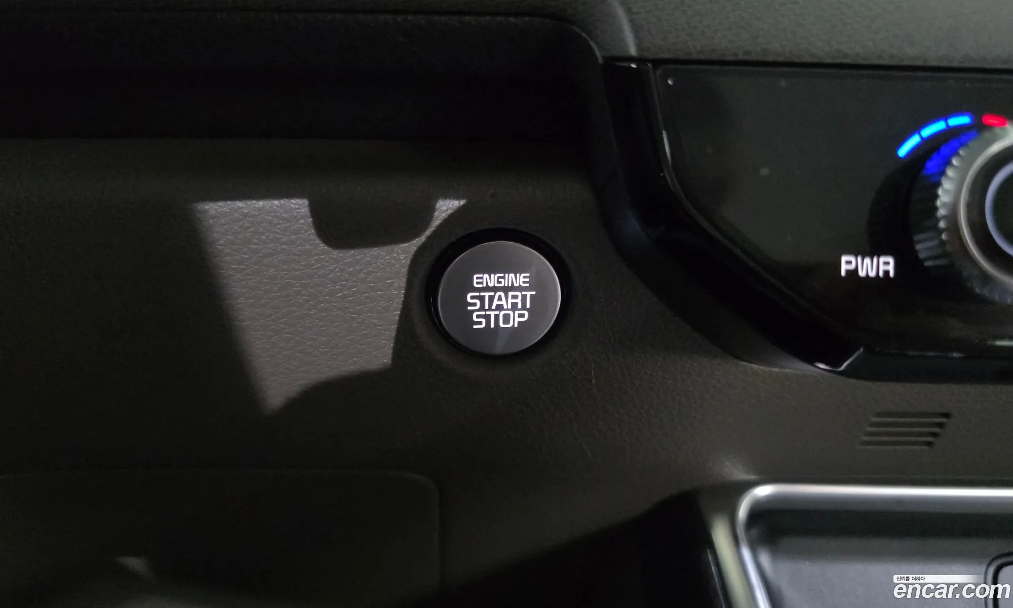Kia Carnival 2025 — 2