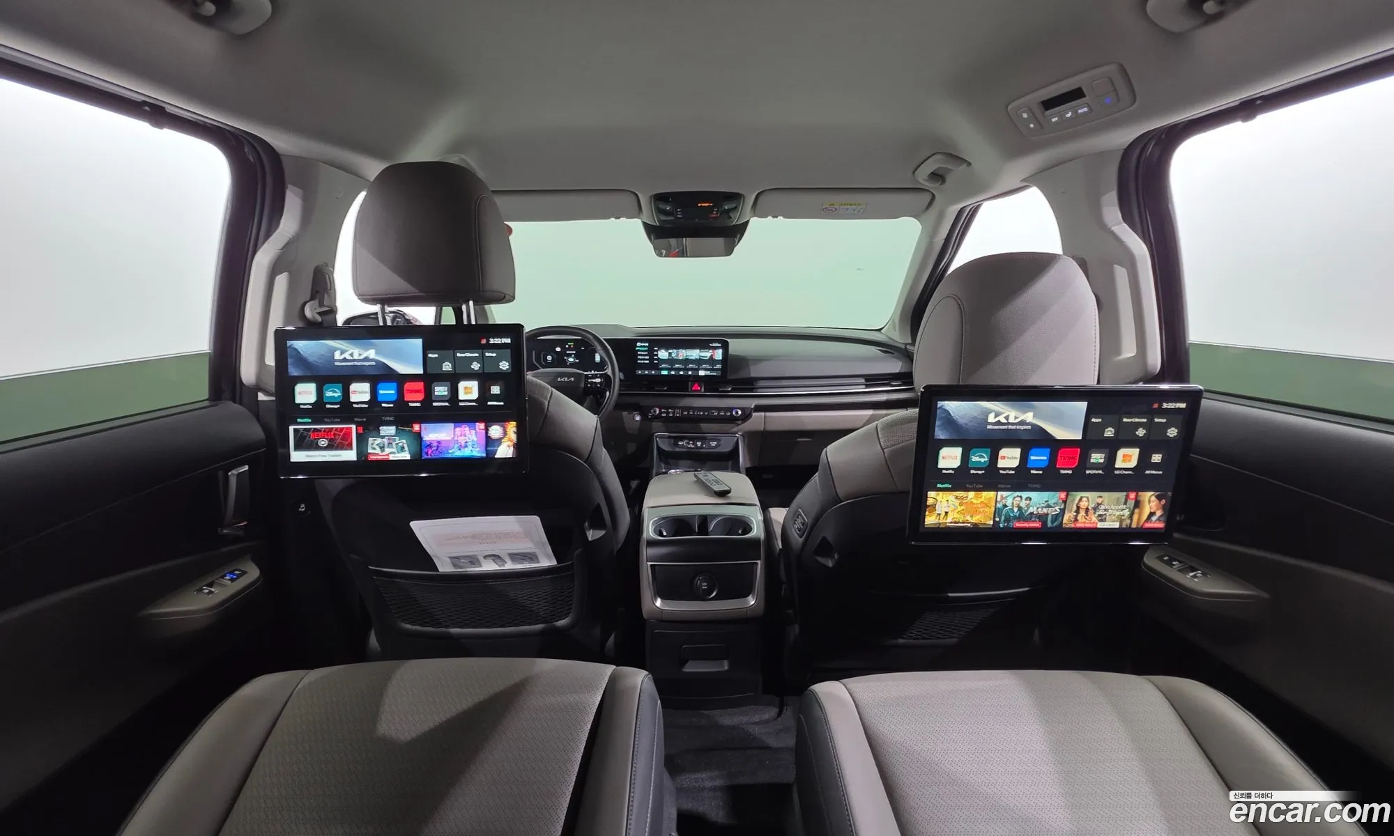 Kia Carnival 2025 — 10