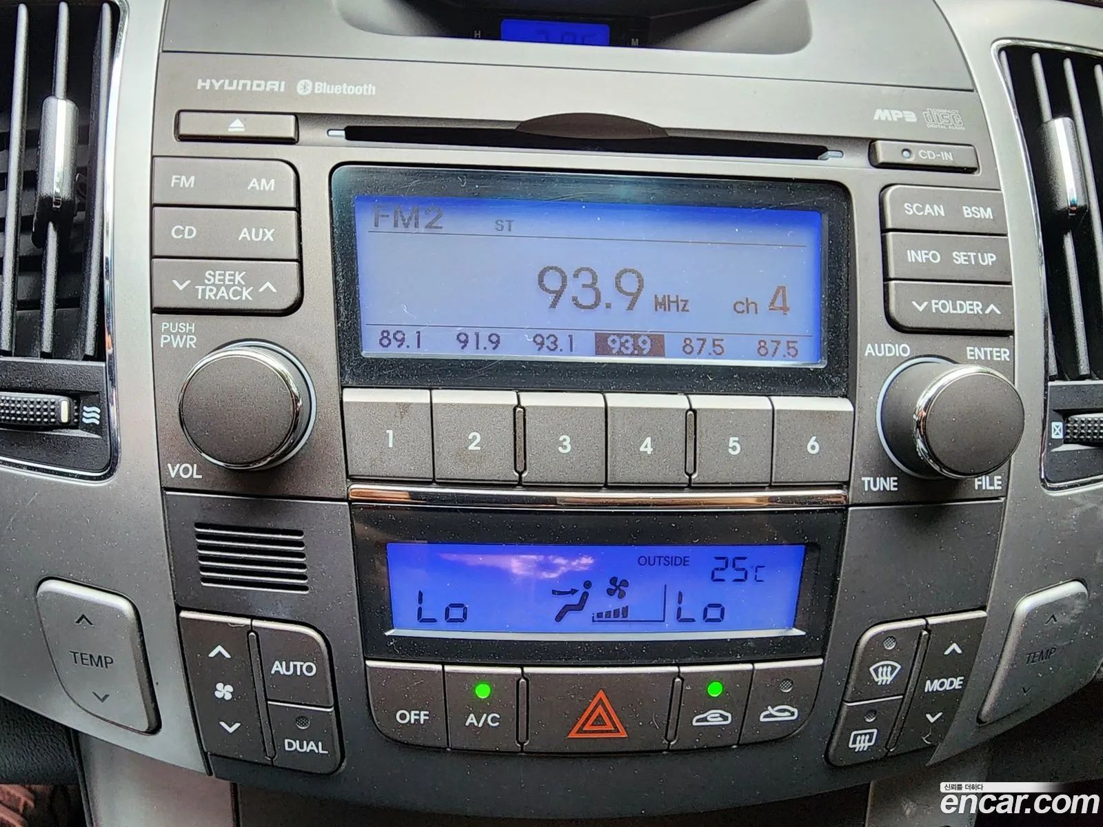 Hyundai NF Sonata Transform 2009 — 19