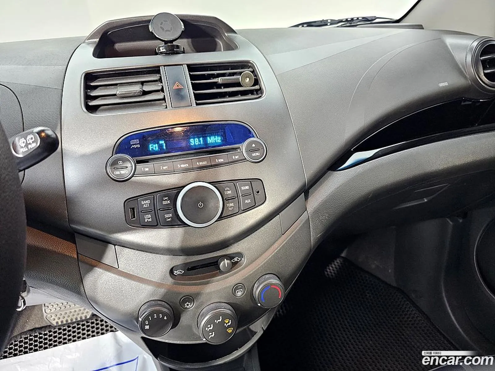 Chevrolet (GM Daewoo) Spark 2012 — 8