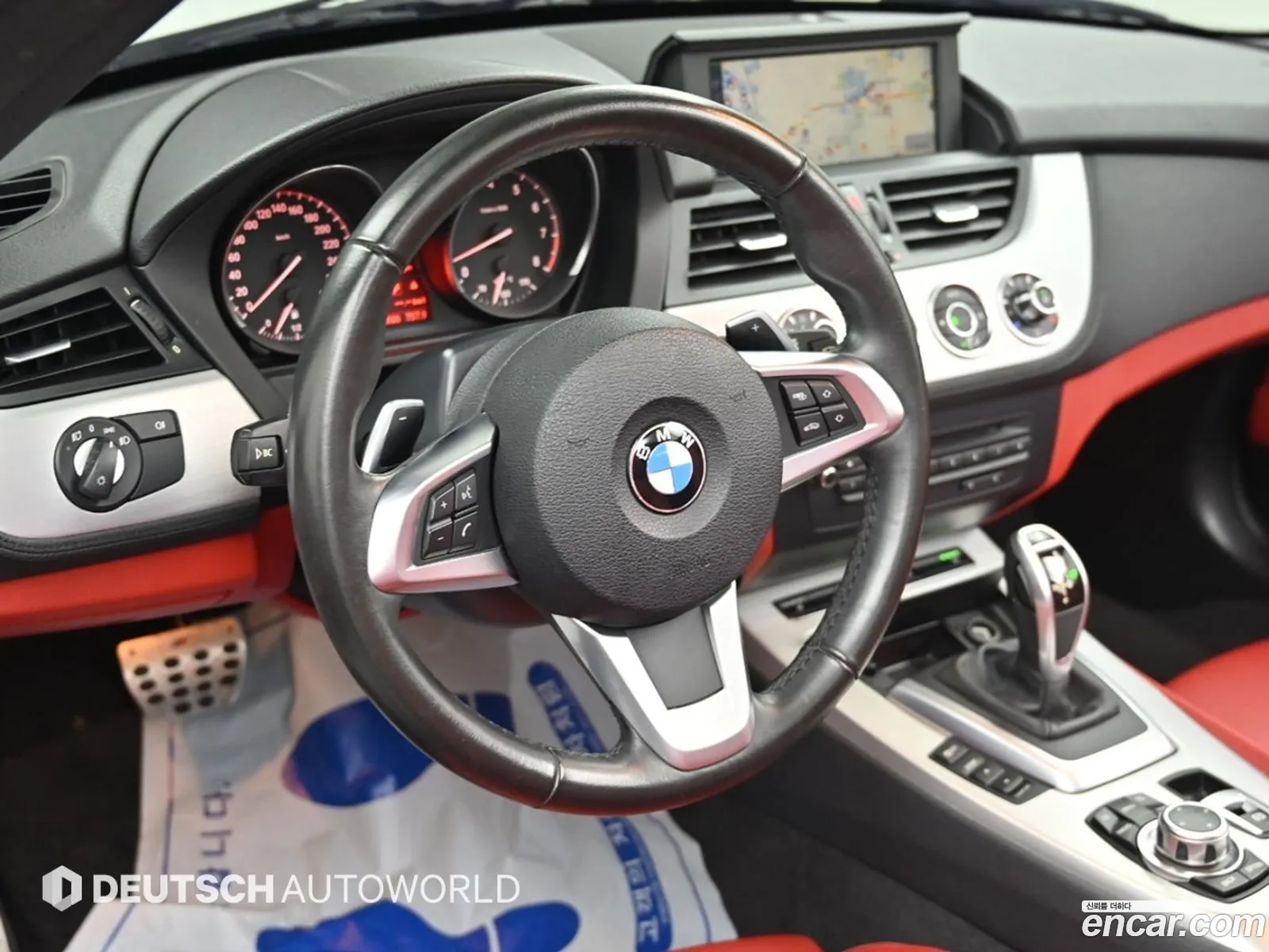 BMW Z4 2012 — 12