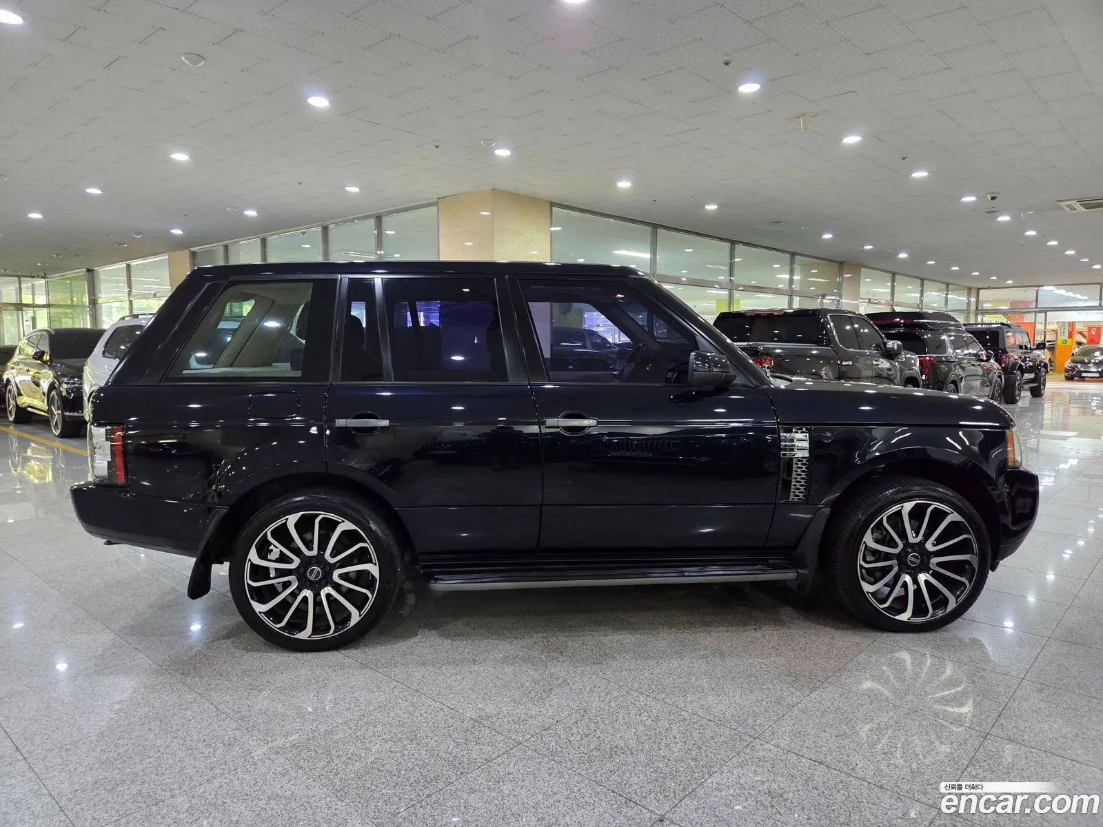 Land Rover Range Rover 2010 — 3