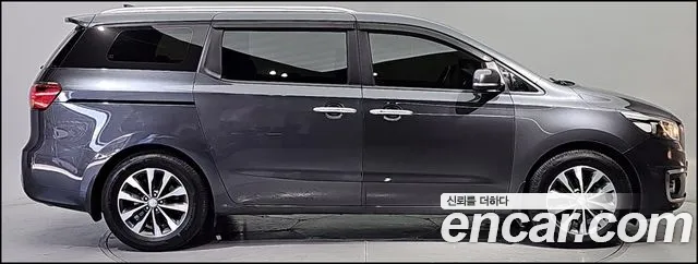 Kia Carnival 2017 — 3