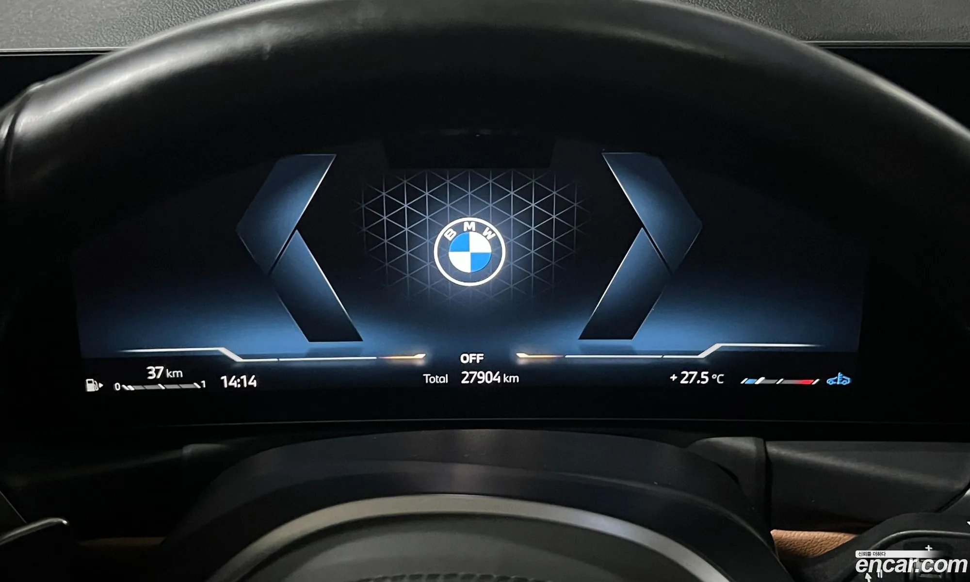BMW 3 Series 2023 — 9