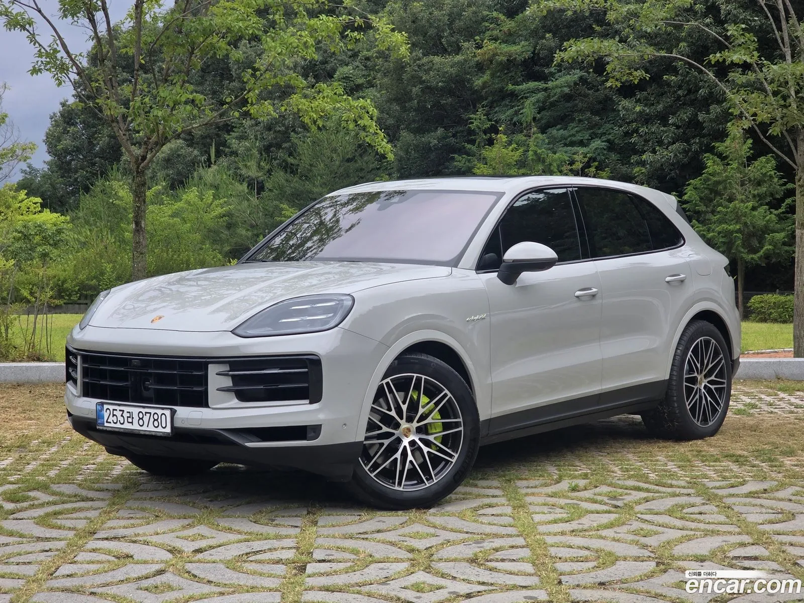 Porsche Cayenne 2024 — 2
