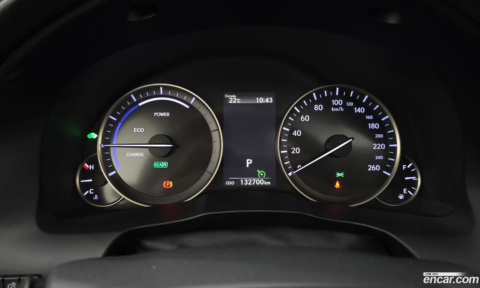 Lexus ES300h 2017 — 17