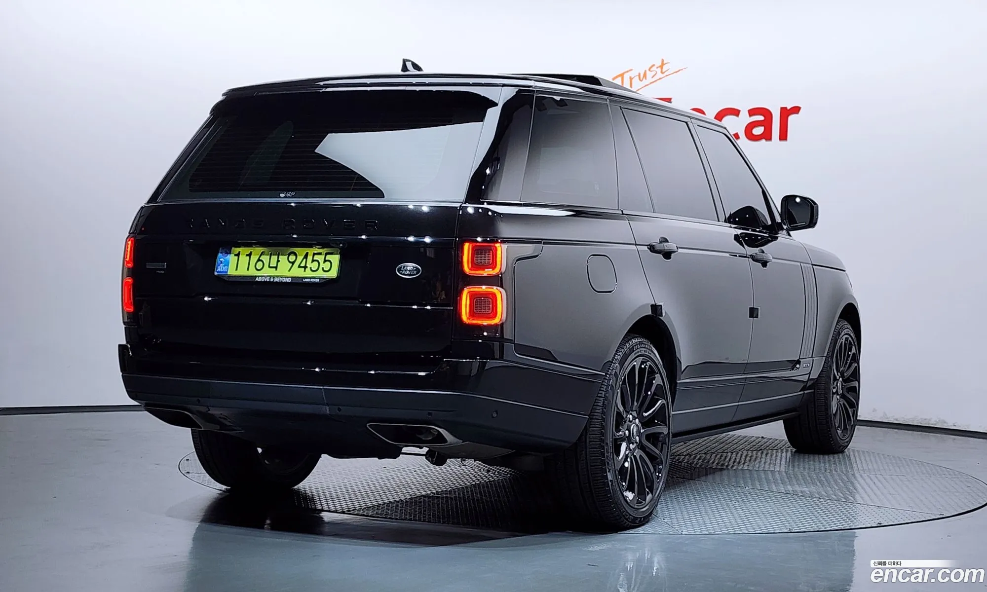 Land Rover Range Rover 2021 11111111111111111 — 35