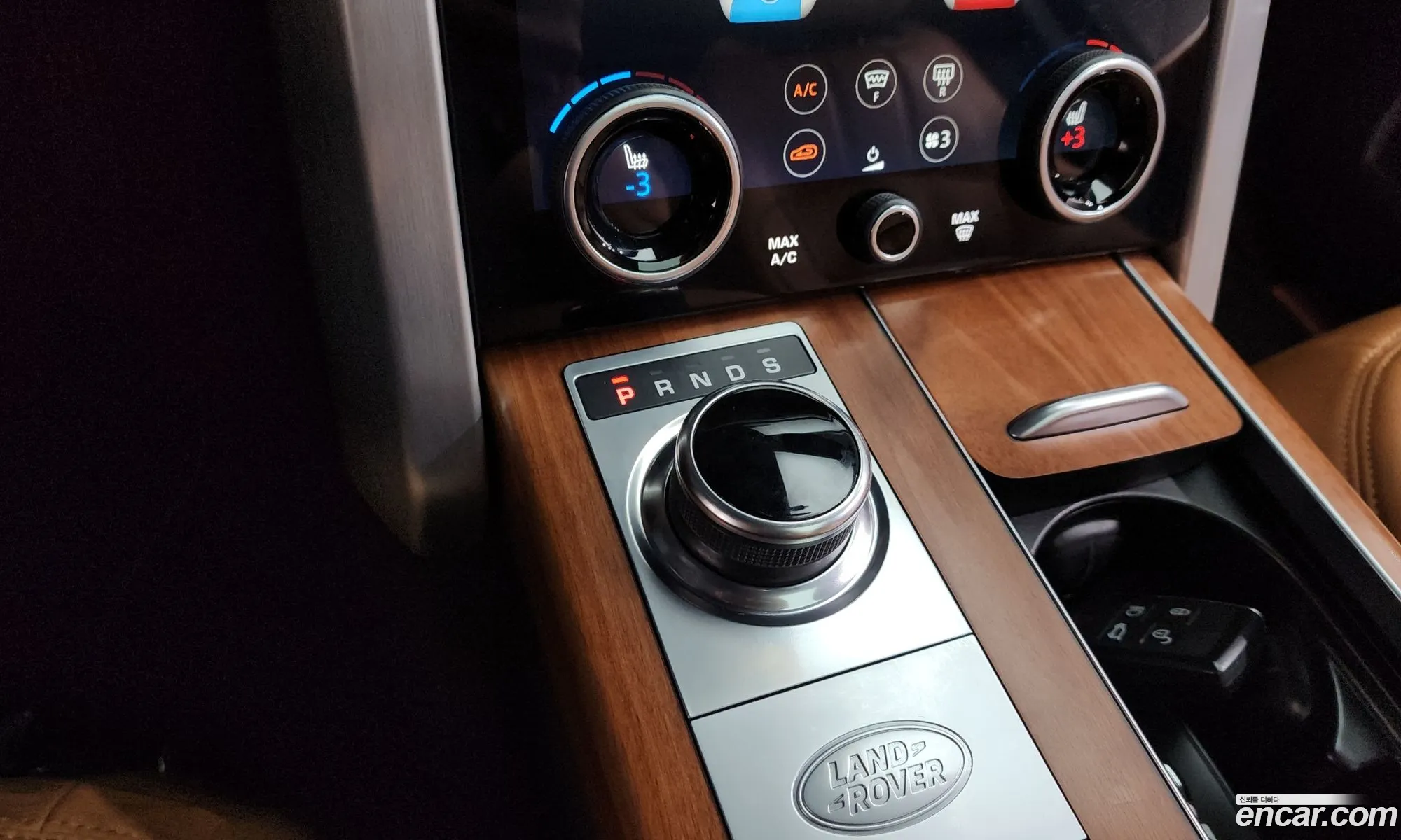 Land Rover Range Rover 2021 11111111111111111 — 27