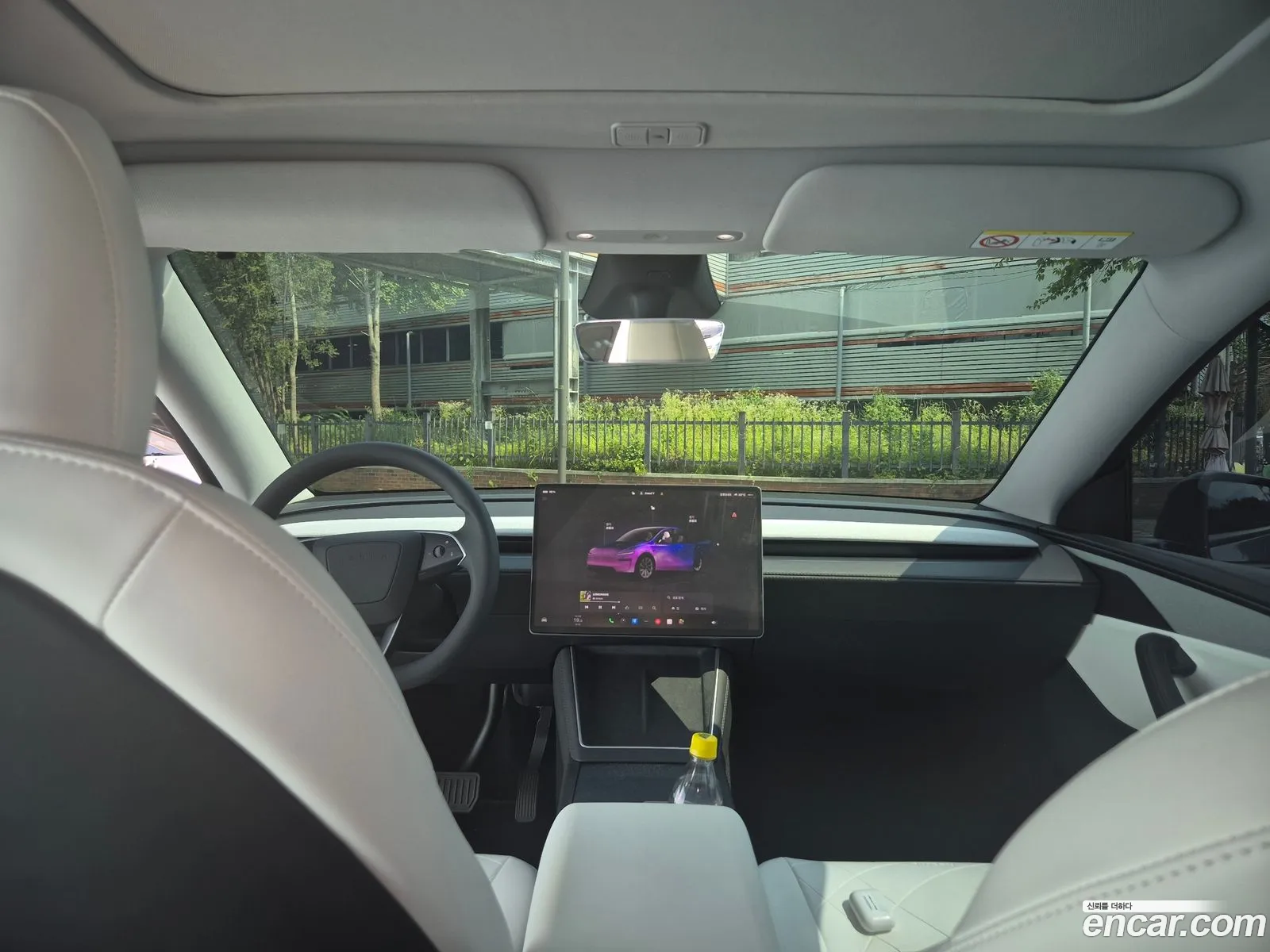 Tesla Model Y 2025 — 5