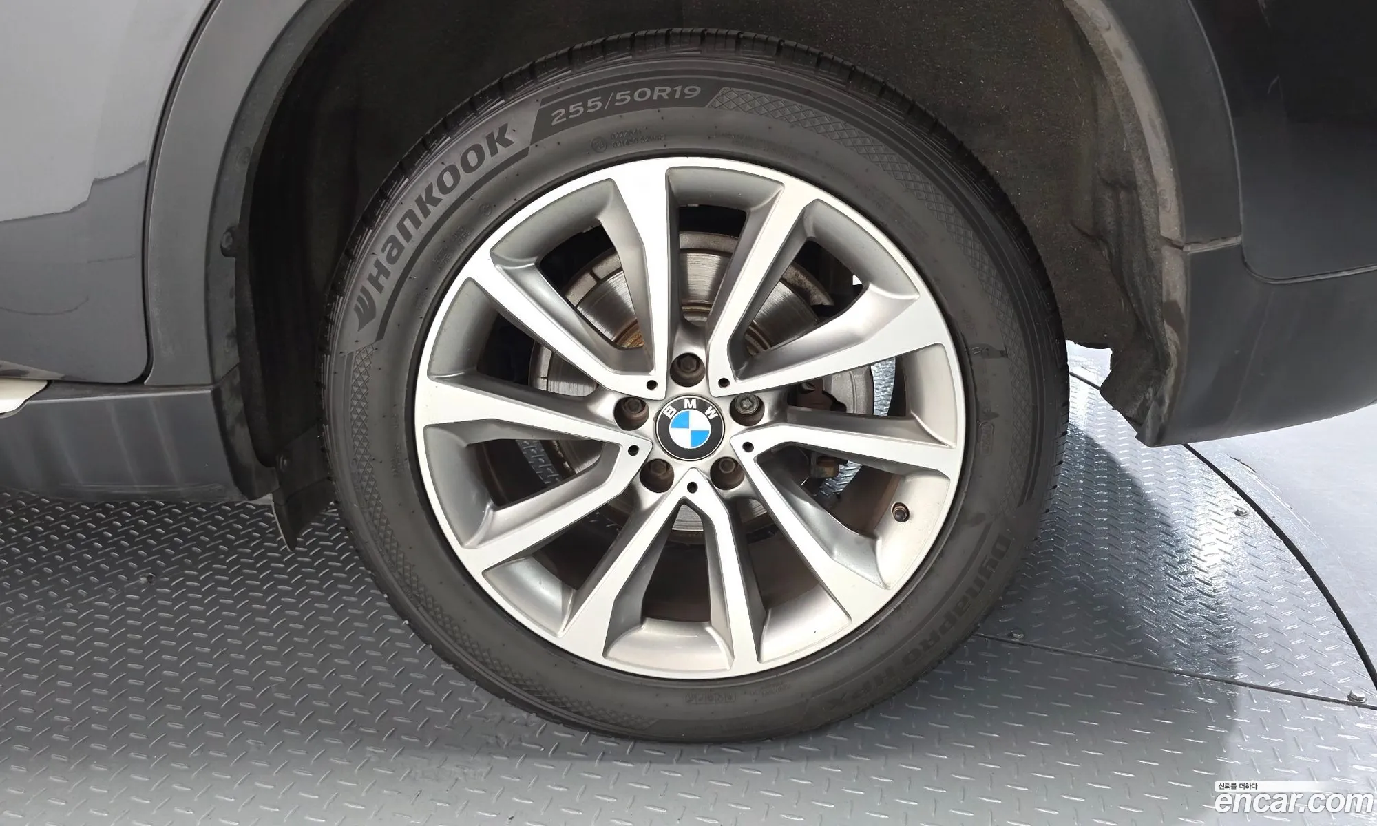 BMW X6 2017 WBAKV2104H0T88640 — 6