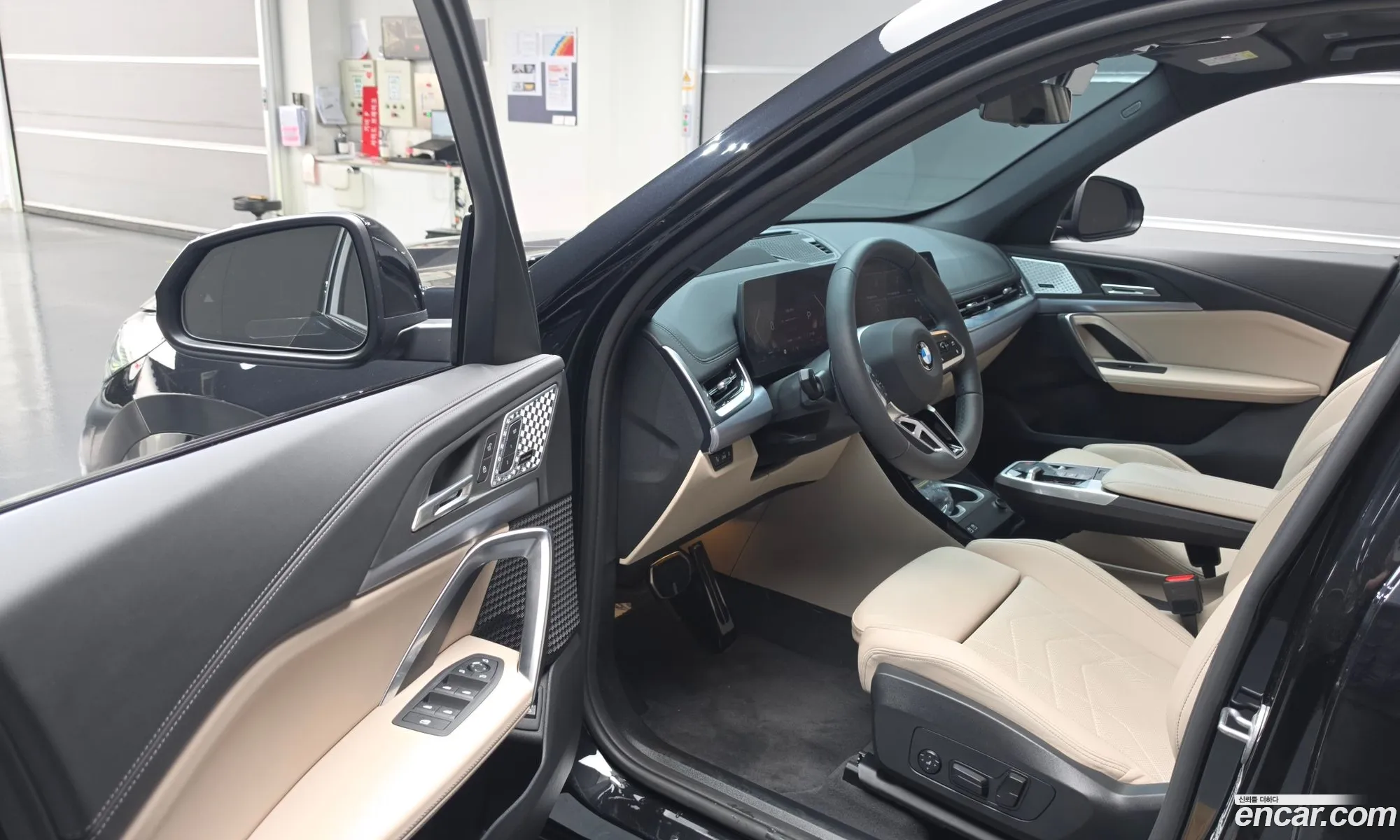 BMW X1 2025 WBA11EG00S5263516 — 19