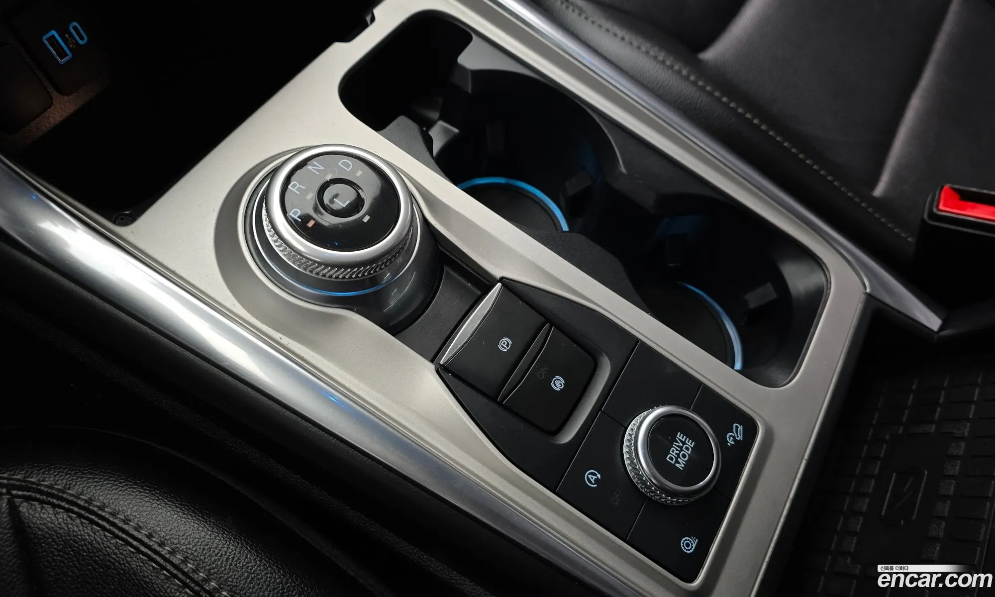Ford Explorer 6th Gen 2021 1FMSK8FH9MGC31406 — 3