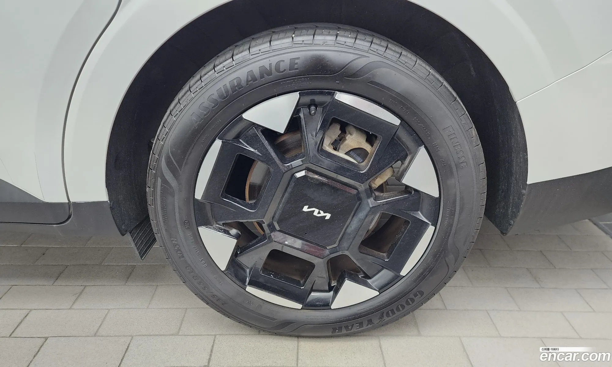 Kia Carnival 2024 KNANC81BBSS513813 — 31