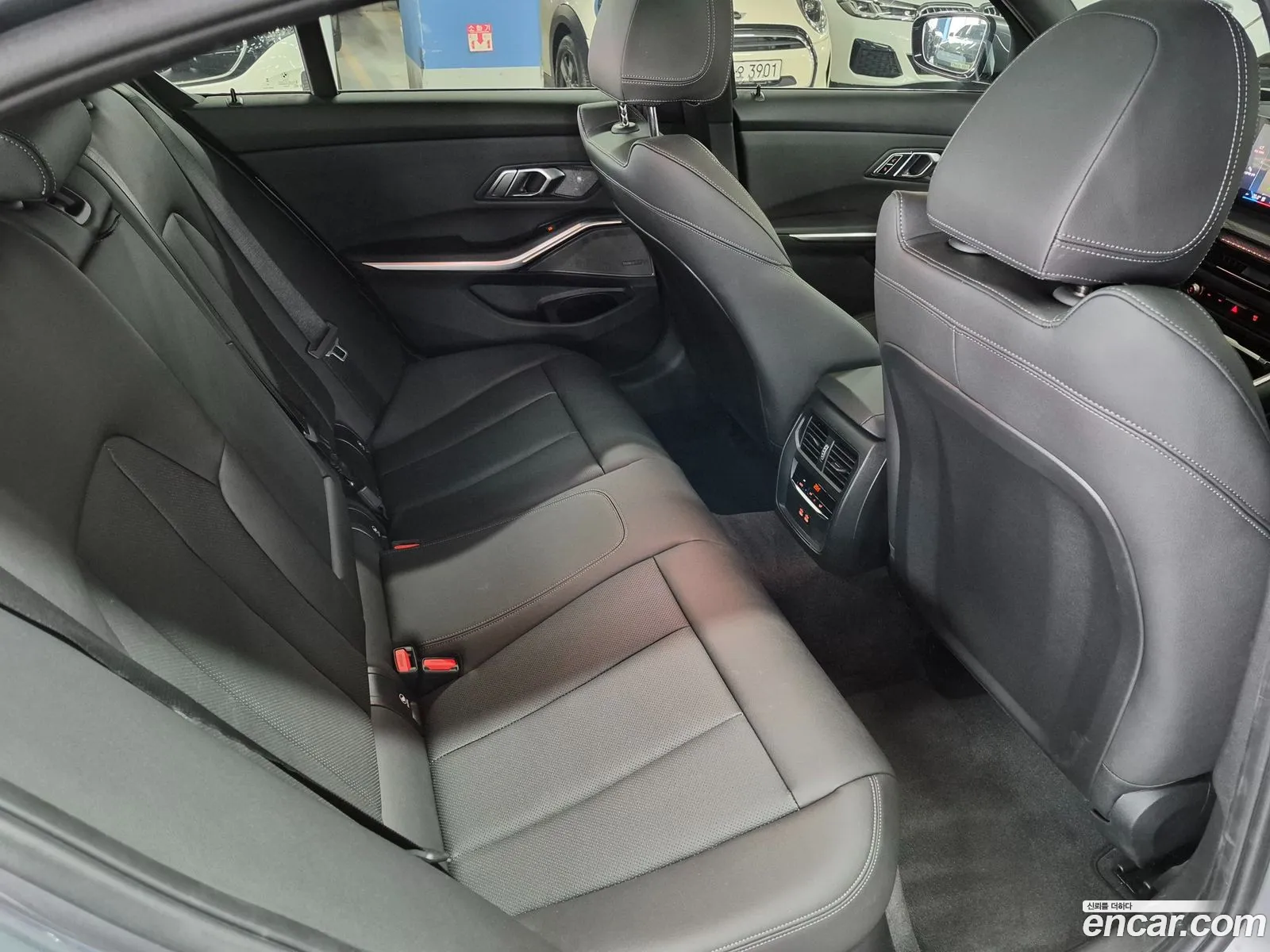 BMW 3 Series 2026 — 7