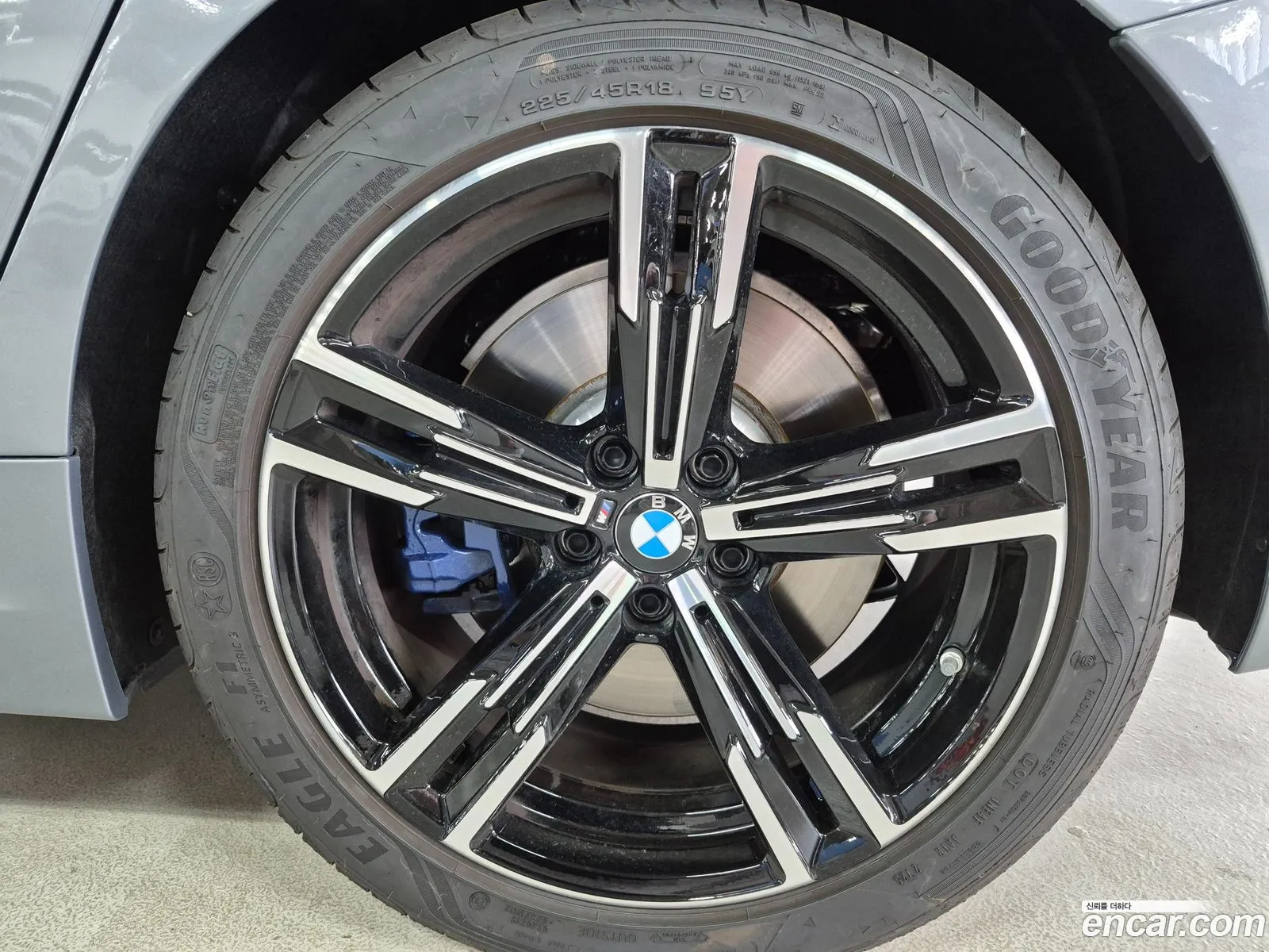 BMW 3 Series 2026 — 12